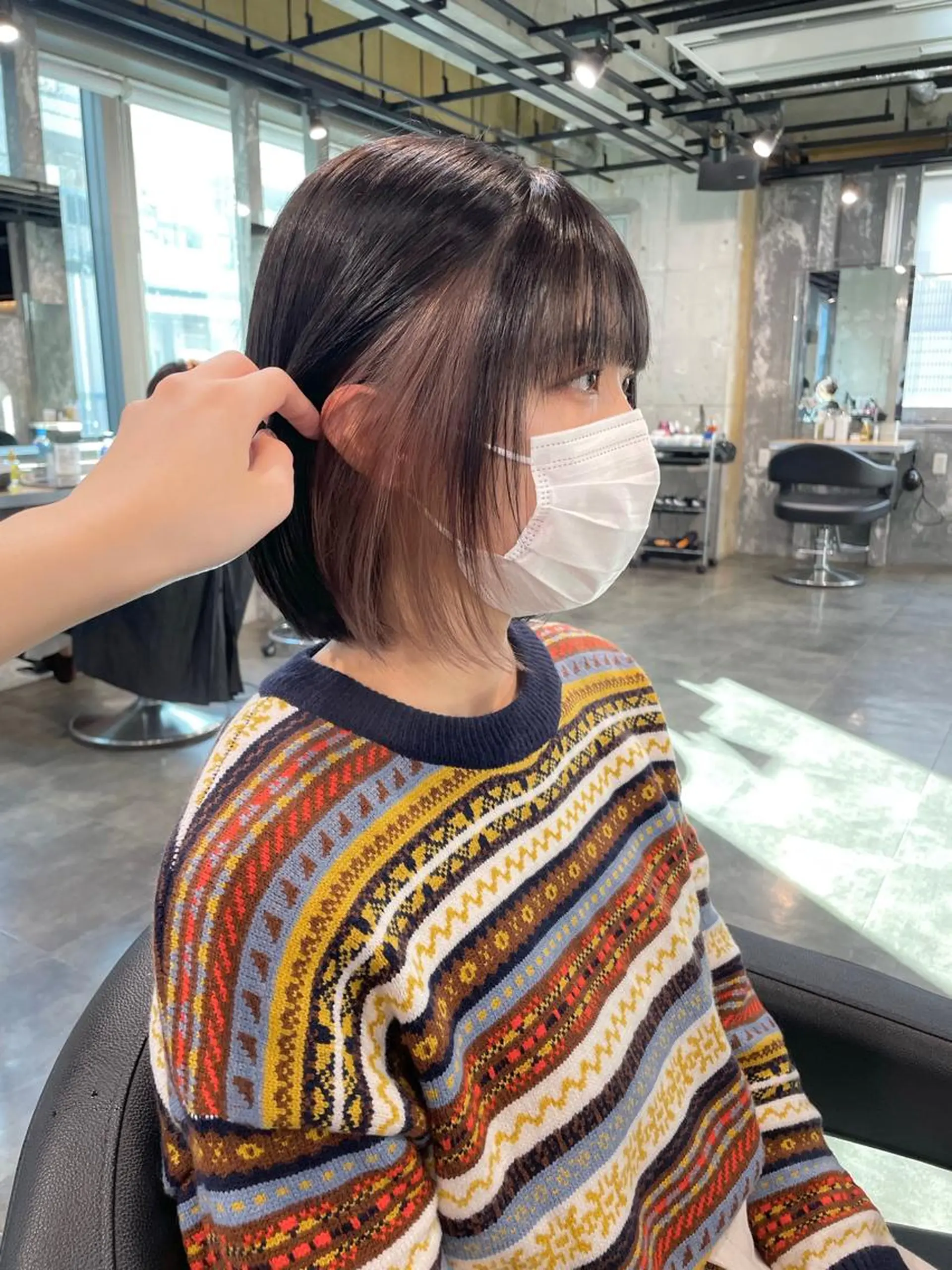 ショート カラー パーマ ヘアアレンジ メンズ キッズ ネイル マツエク・マツパ アイブロウ 透明感カラー・レイヤ ー🎀amika🎀のヘアスタイル