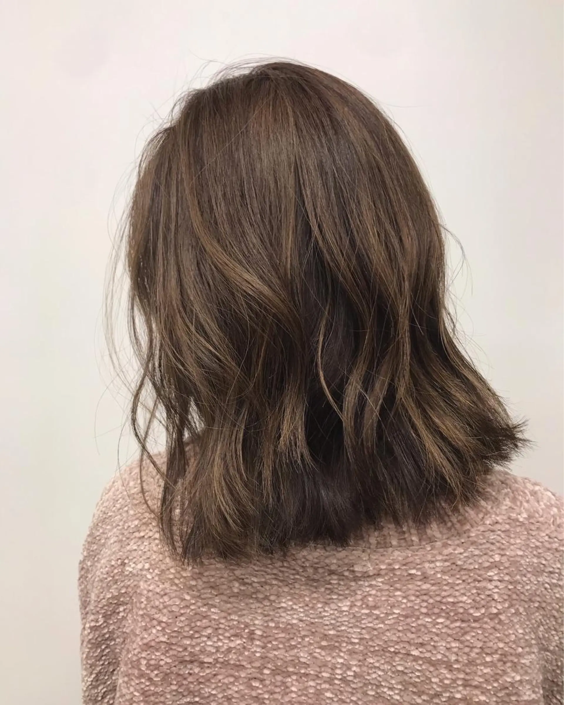 ミディアム カラー カット les baladins du miroir所属・🍃YURI 🍃のヘアスタイル