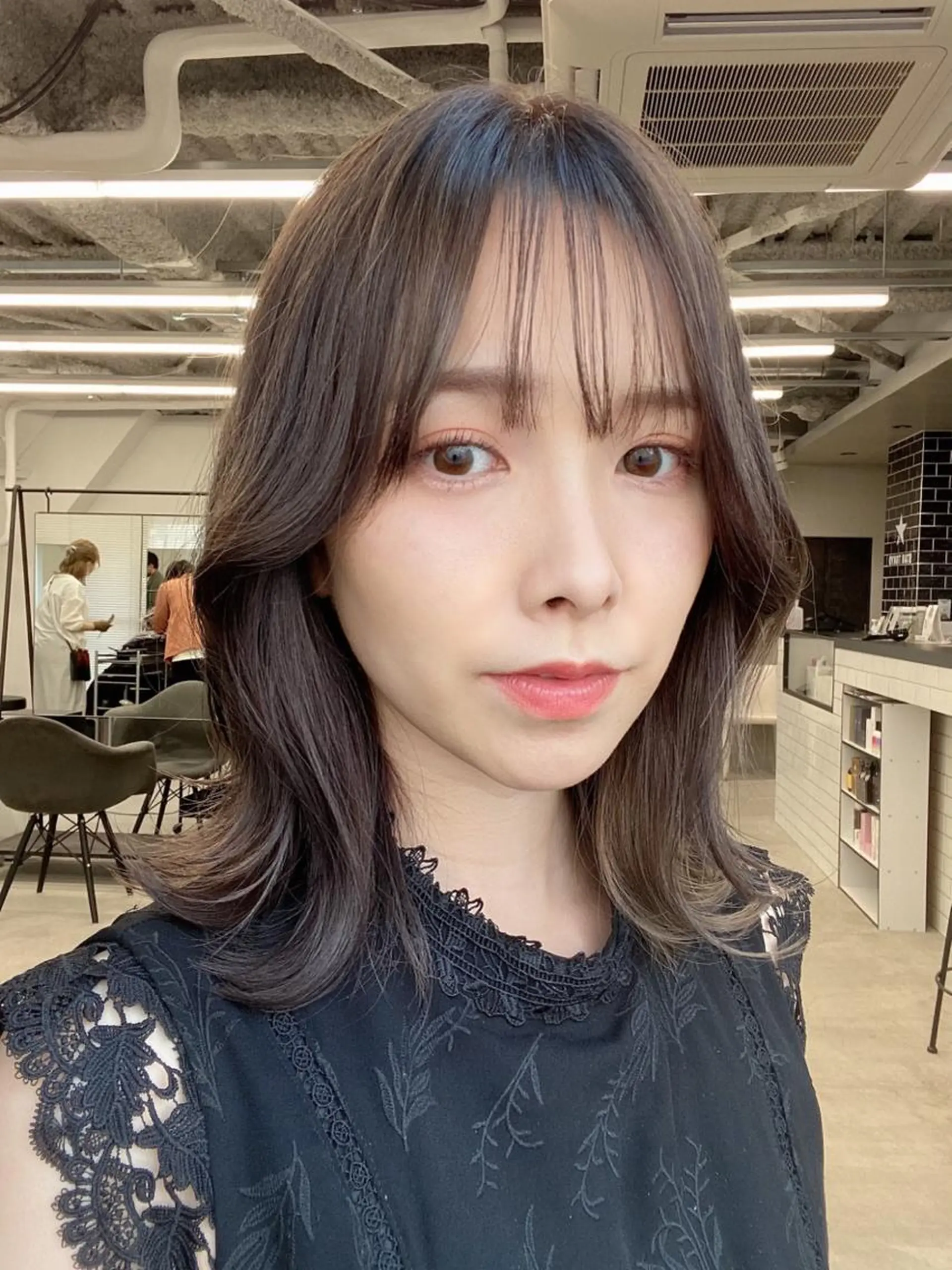 ミディアム カラー カット ヘアカラー トリートメント ✨大人韓国レイヤー ✨吉原 潤✨のヘアスタイル