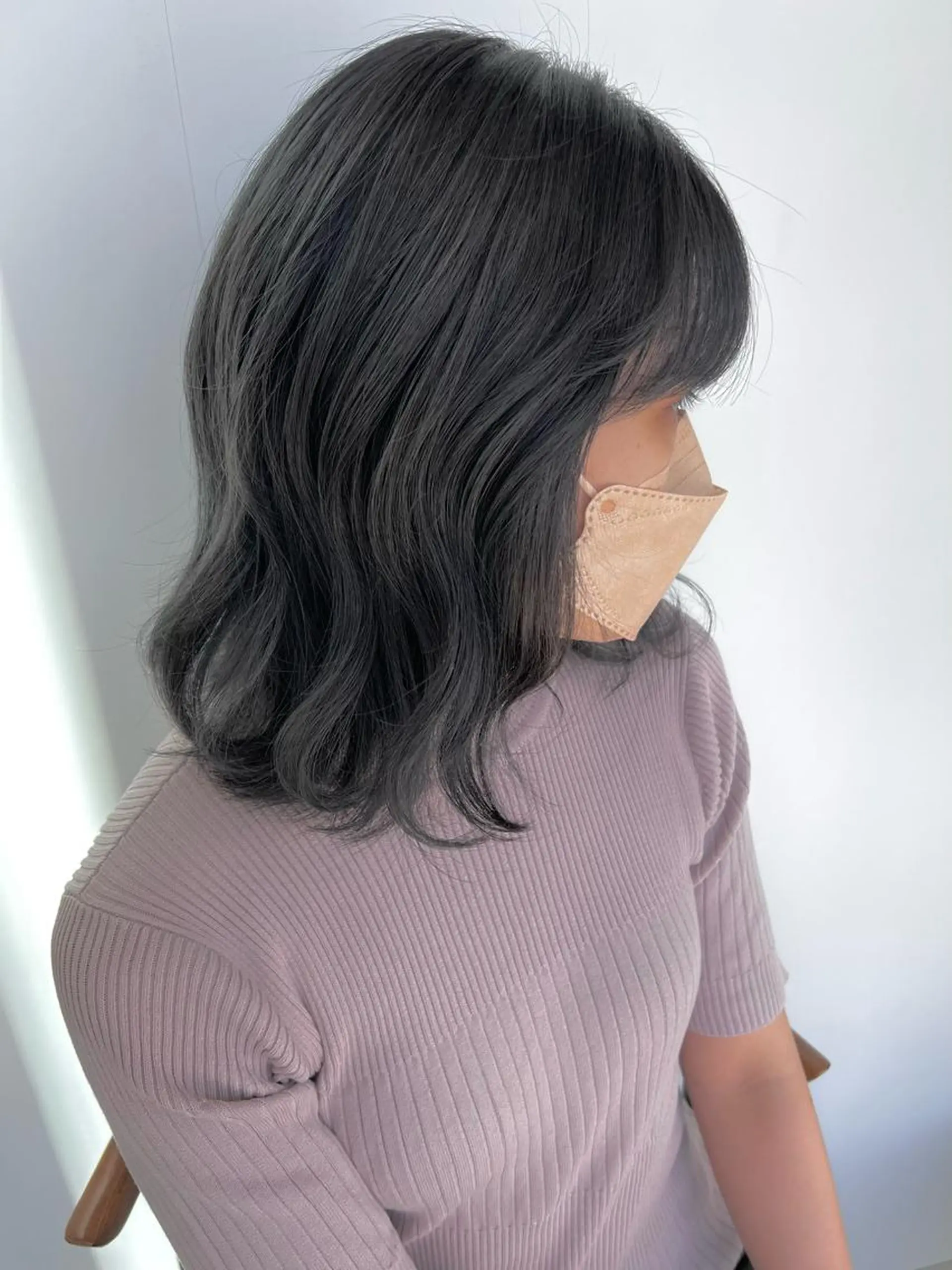 ミディアム カラー アッシュ ブリーチ ハルキ/ 髪質改善のヘアスタイル