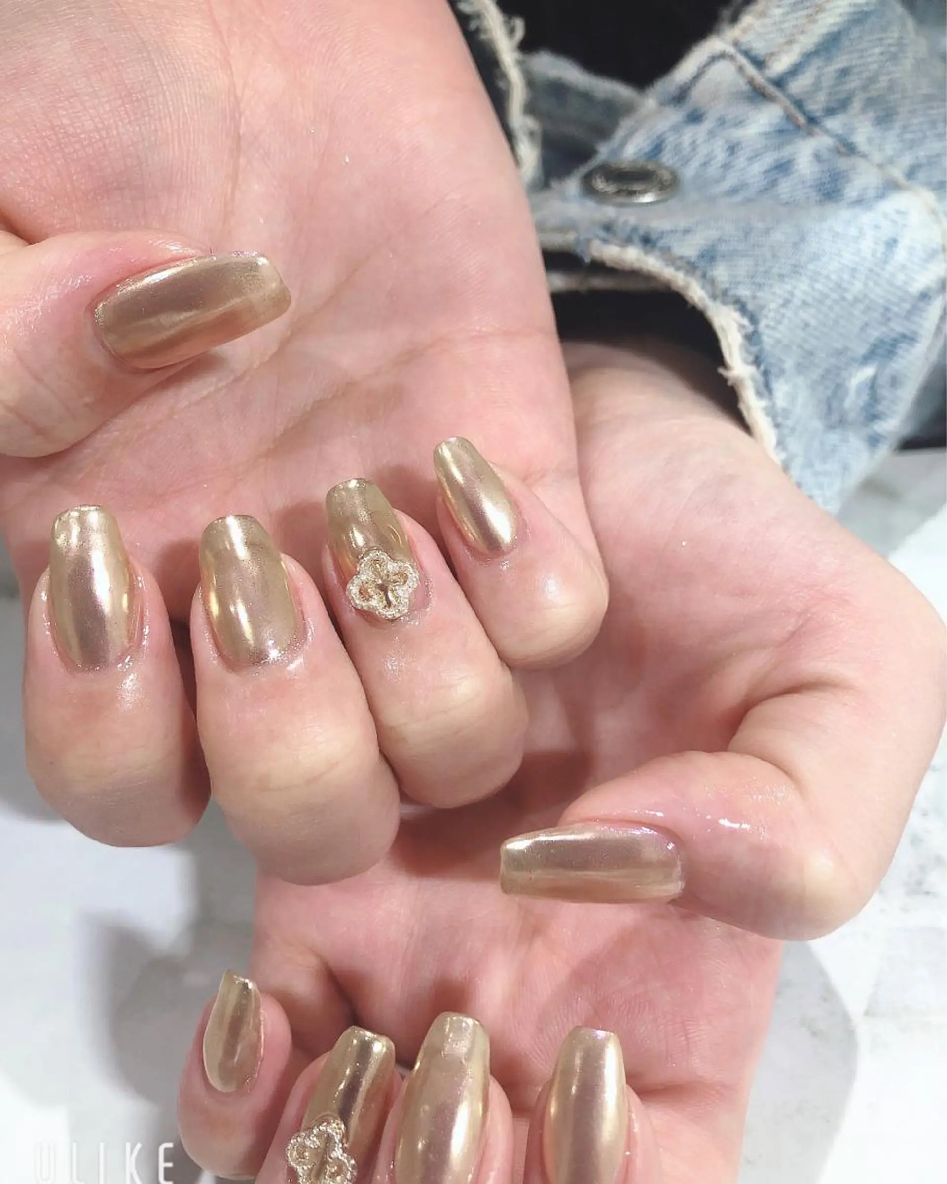 ネイル ミラーネイル ハンドネイル 吉野✨ ネイルデザイナー✨のネイルデザイン