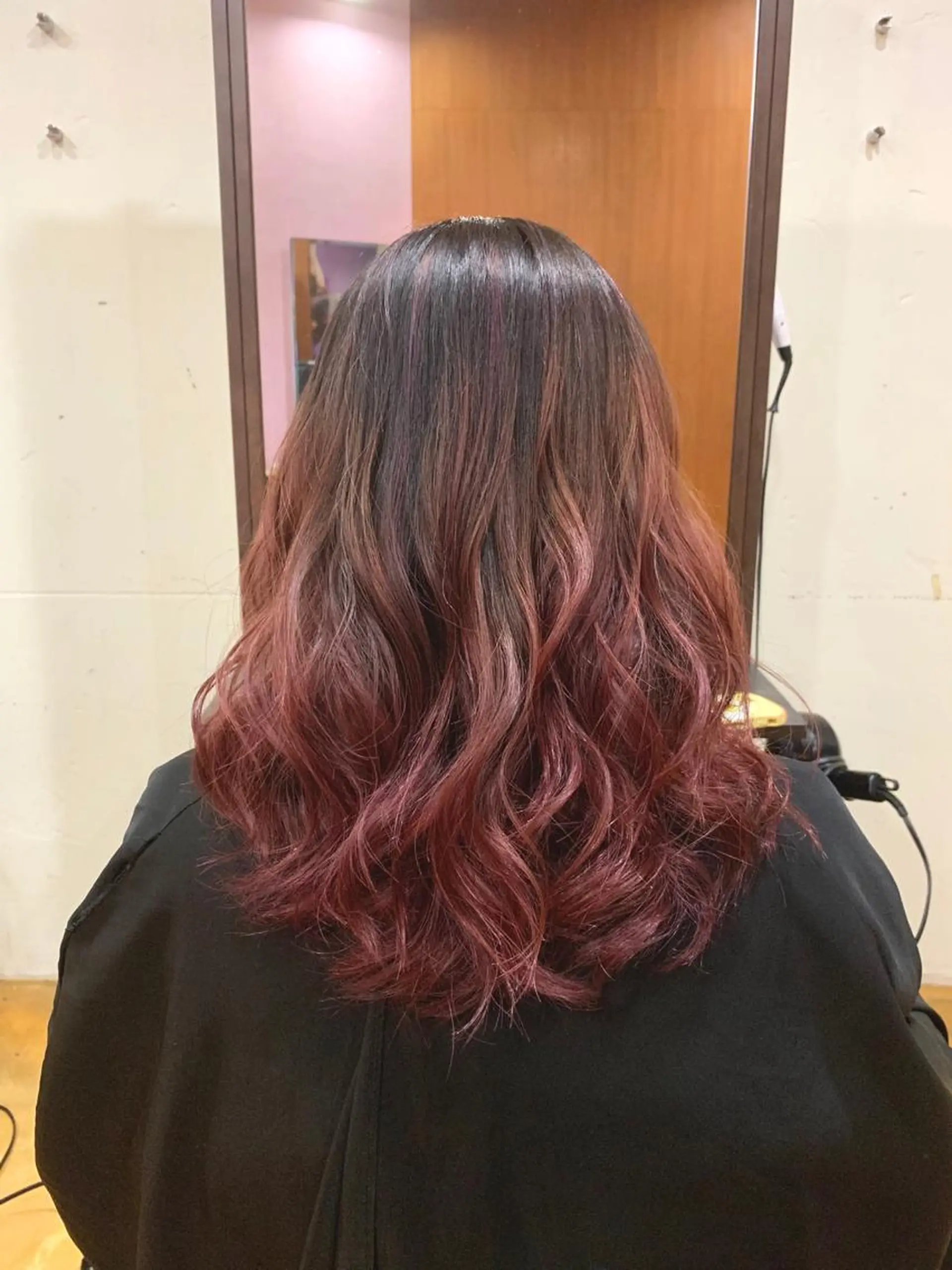 ミディアム カラー 韓国レイヤーカット★ 小林大樹のヘアスタイル