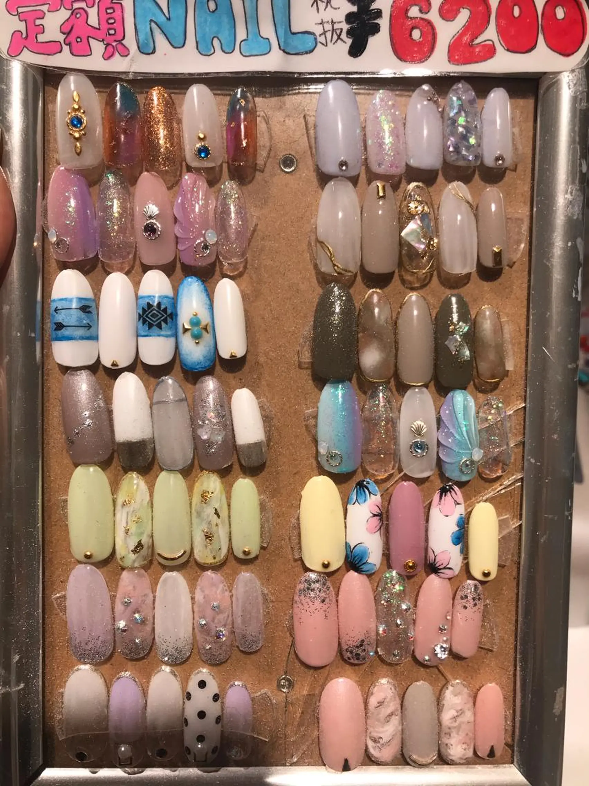 ネイル ハンドネイル ネイルサロン トゥルースのネイルデザイン