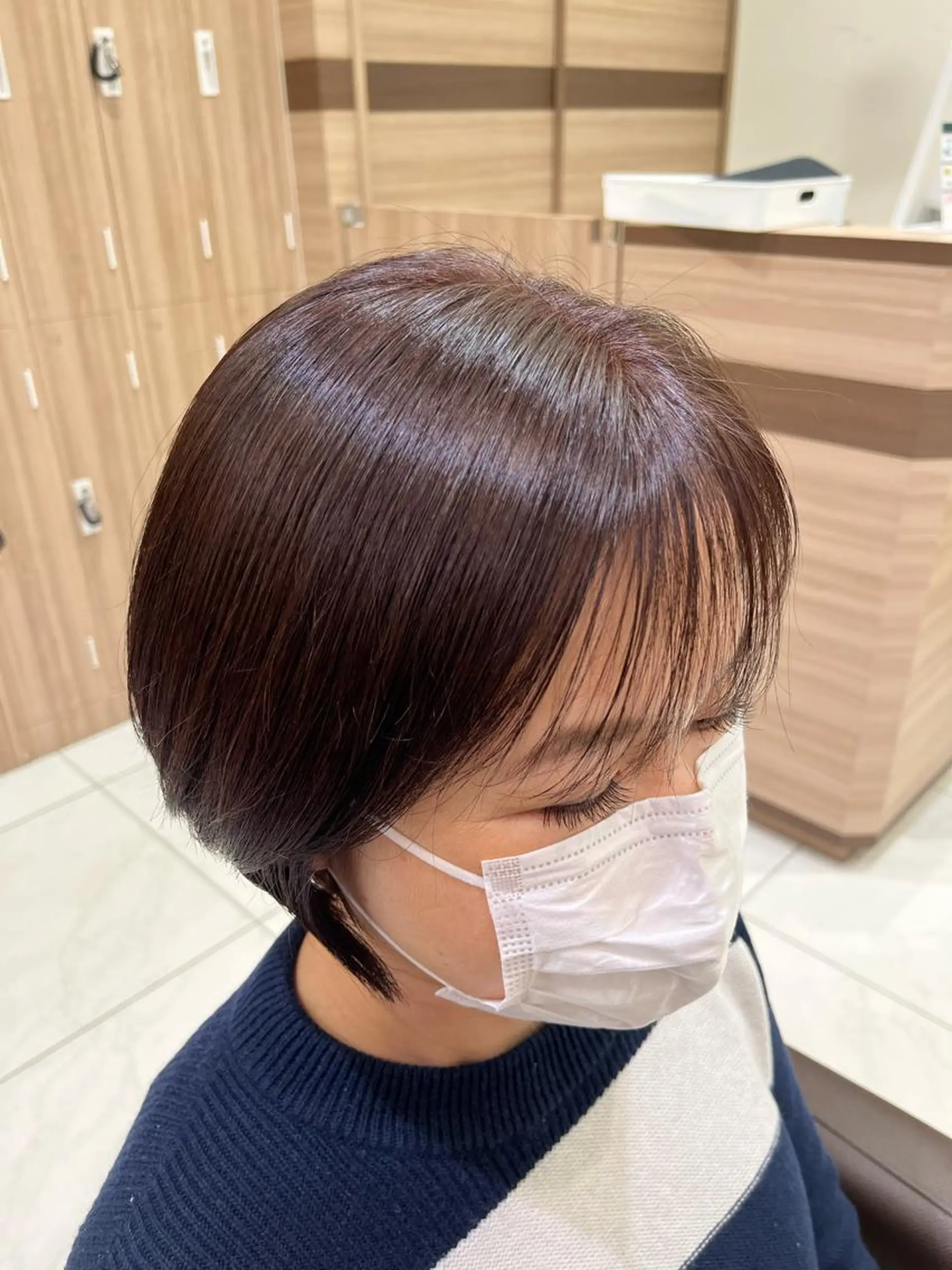カラー 伊佐 愛のヘアスタイル