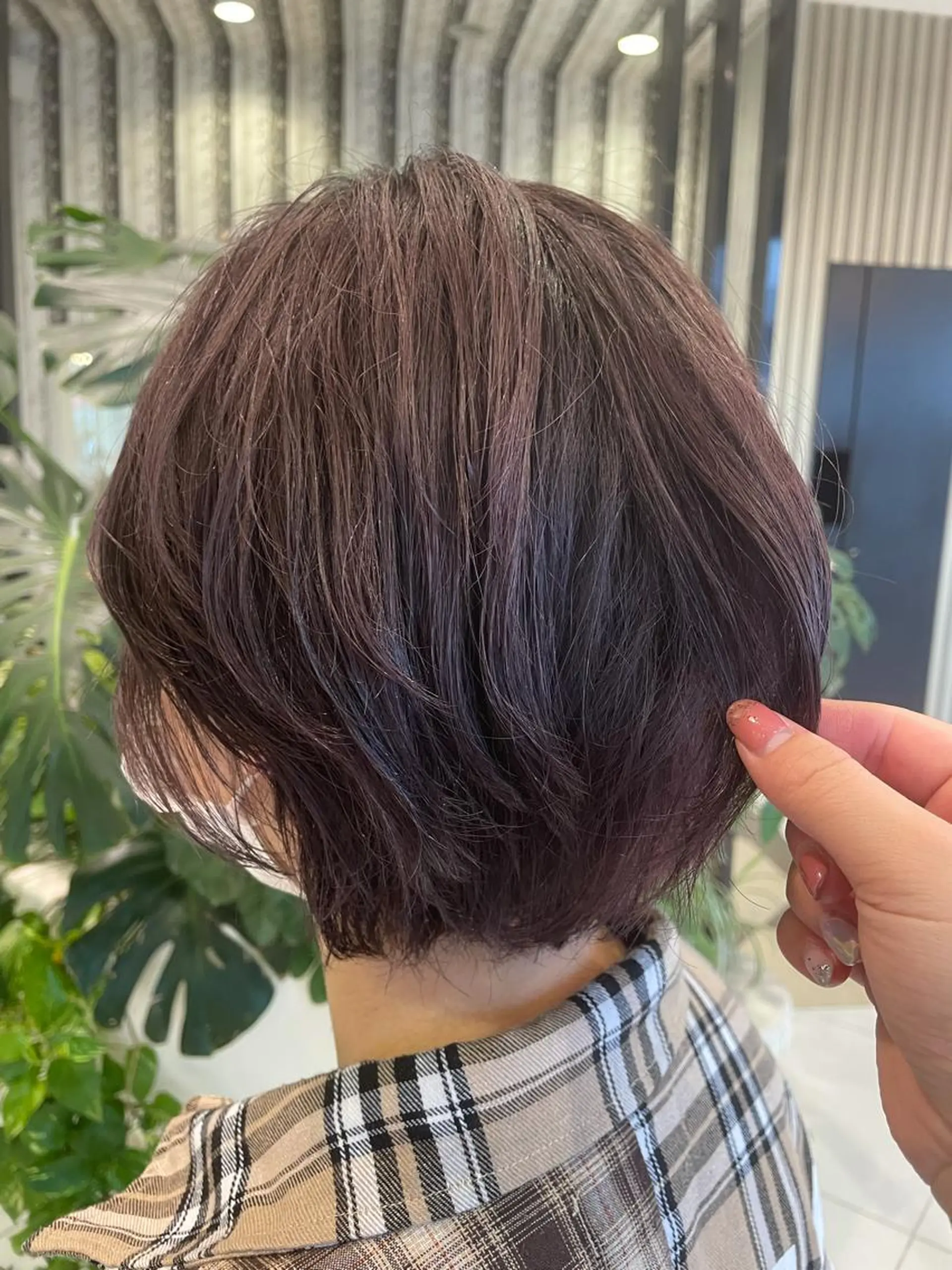 ショート カラー ピンクカラー 石坂 瀬音のヘアスタイル