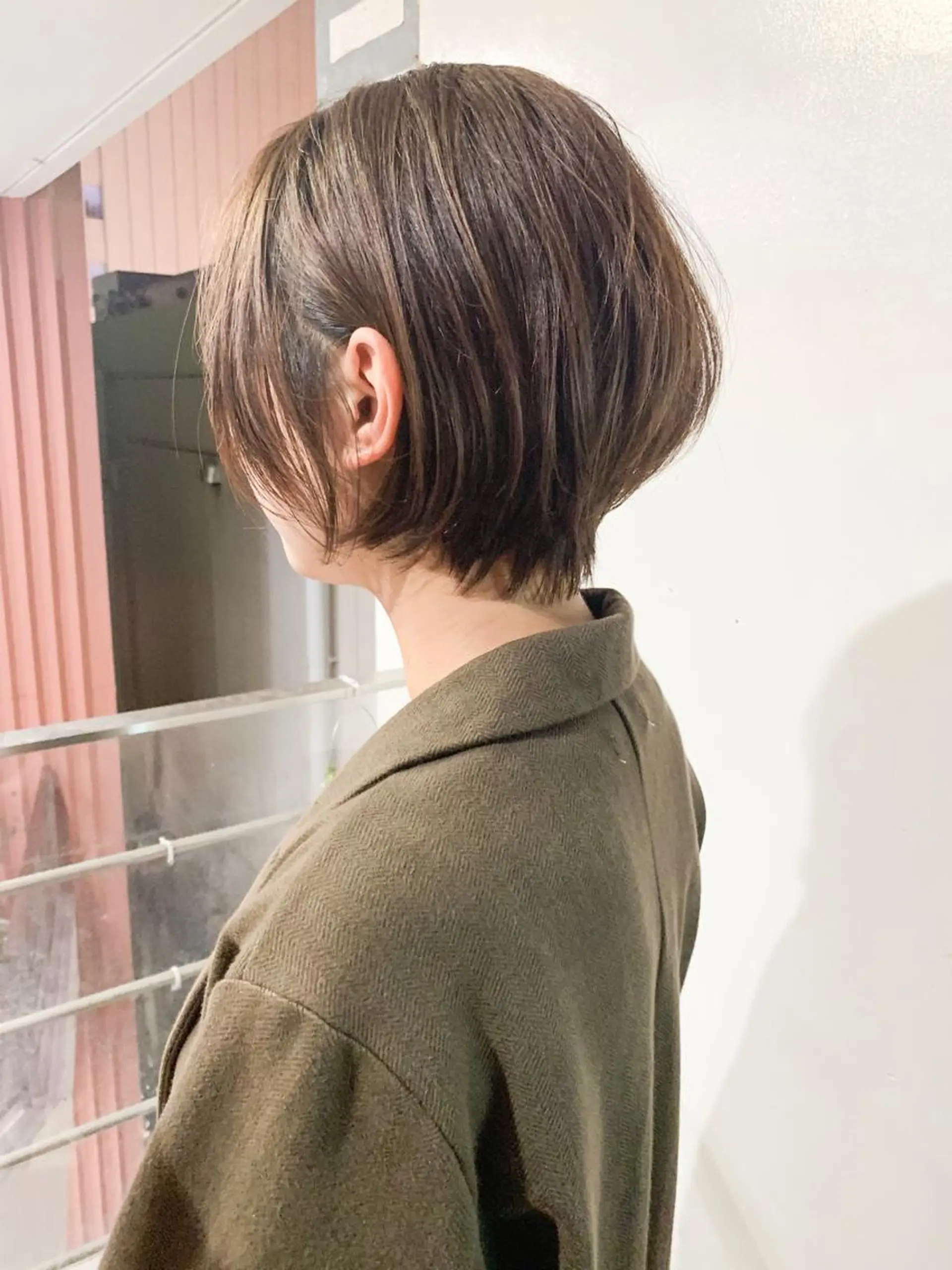 ショート カラー ショート/レイヤー なら石井知希のヘアスタイル