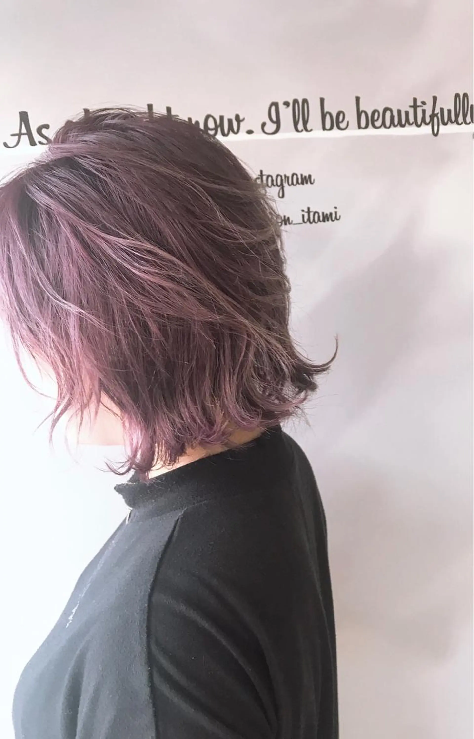 ミディアム カラー パーマ ヘアアレンジ メンズ キッズ ネイル マツエク・マツパ メンズブリーチ ブリーチ ピンクカラー バイオレットカラー カラーマツエク 福壽 優奈のヘアスタイル