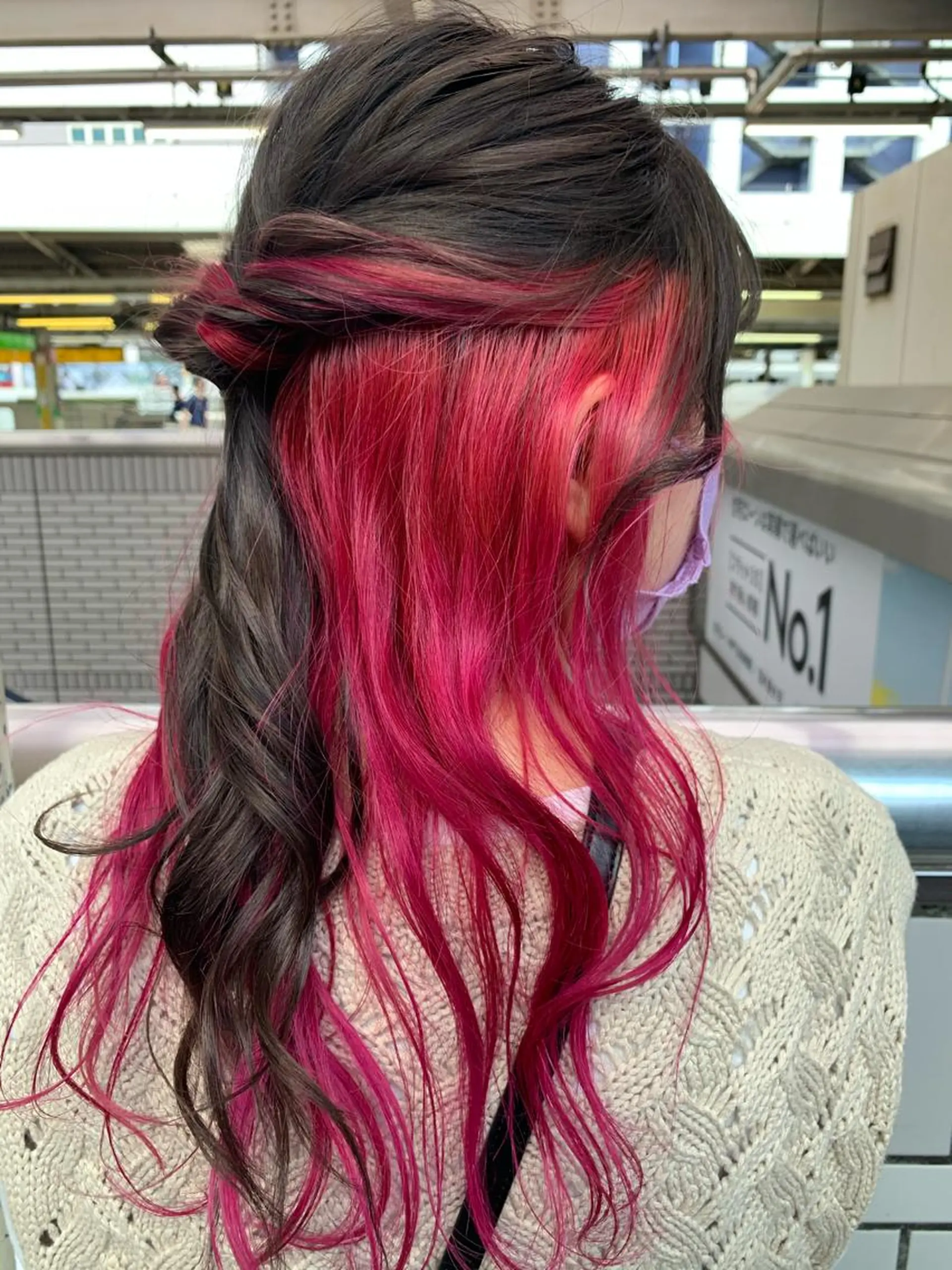 ロング カラー amie上尾【アミ】 RINAのヘアスタイル