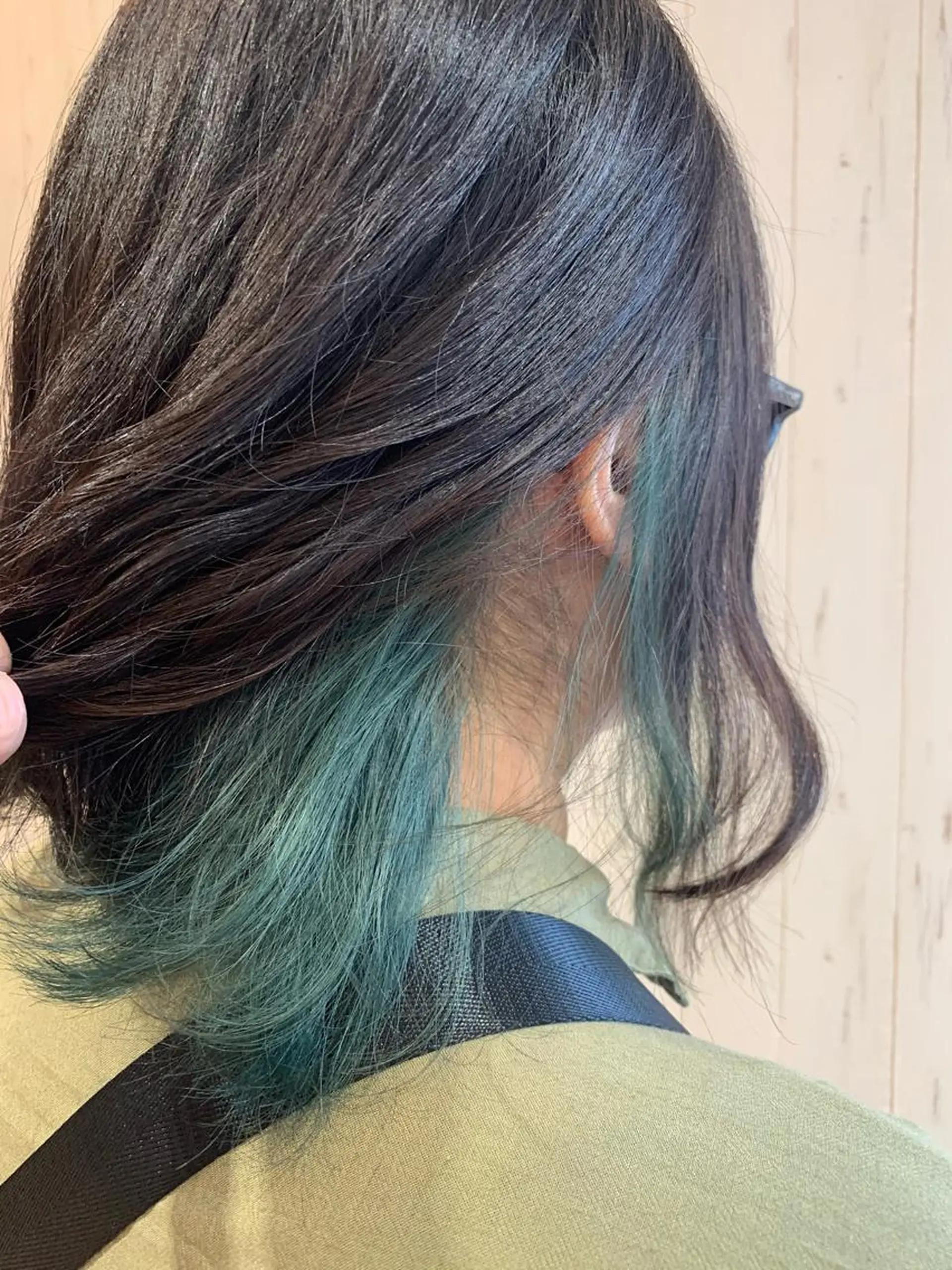 ミディアム 工藤 萌香のヘアスタイル