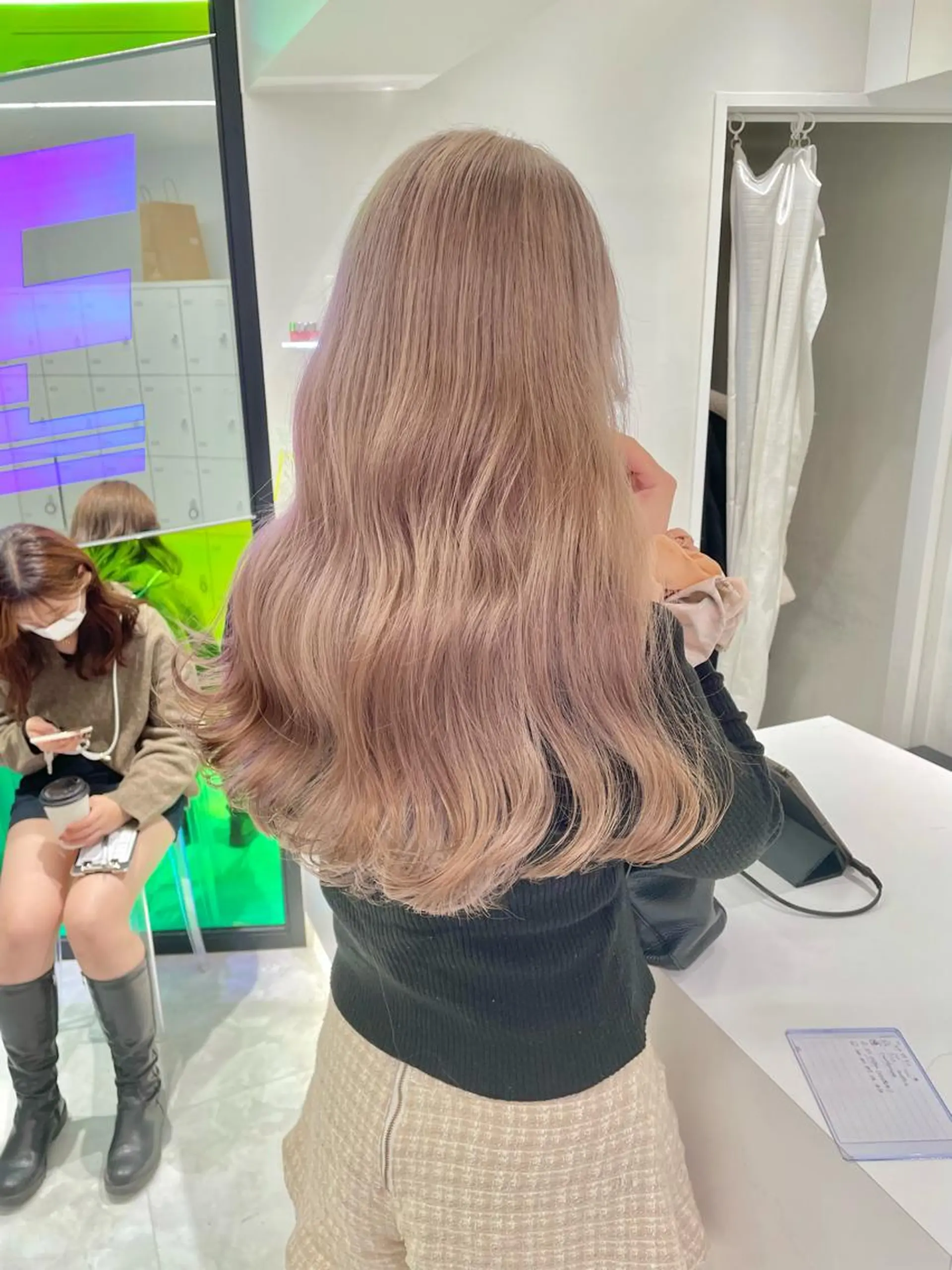 ロング カラー ヘアカラー トリートメント 💖韓国×王道 ハイトーン💖のヘアスタイル