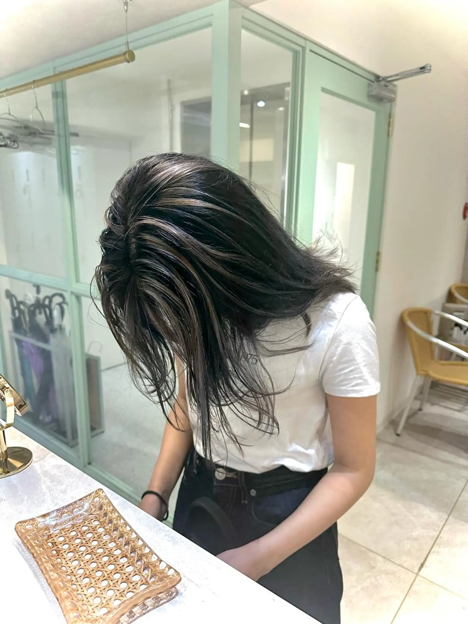 ロング カラー ハイライトカラー ハイライト naito/ブリーチ /エクステ/縮毛のヘアスタイル