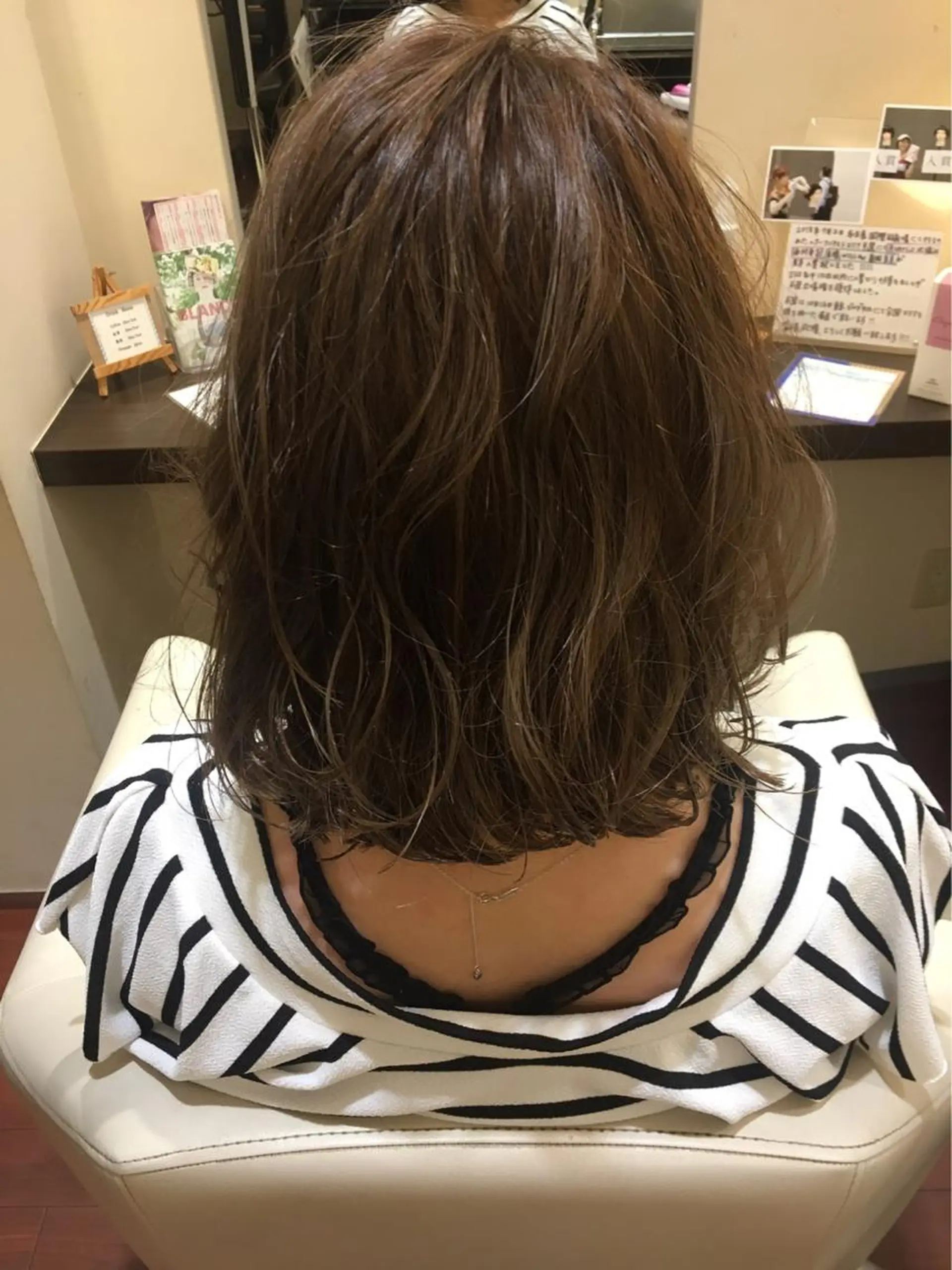 ミディアム カラー BIANCO北堀江 AKANEのヘアスタイル