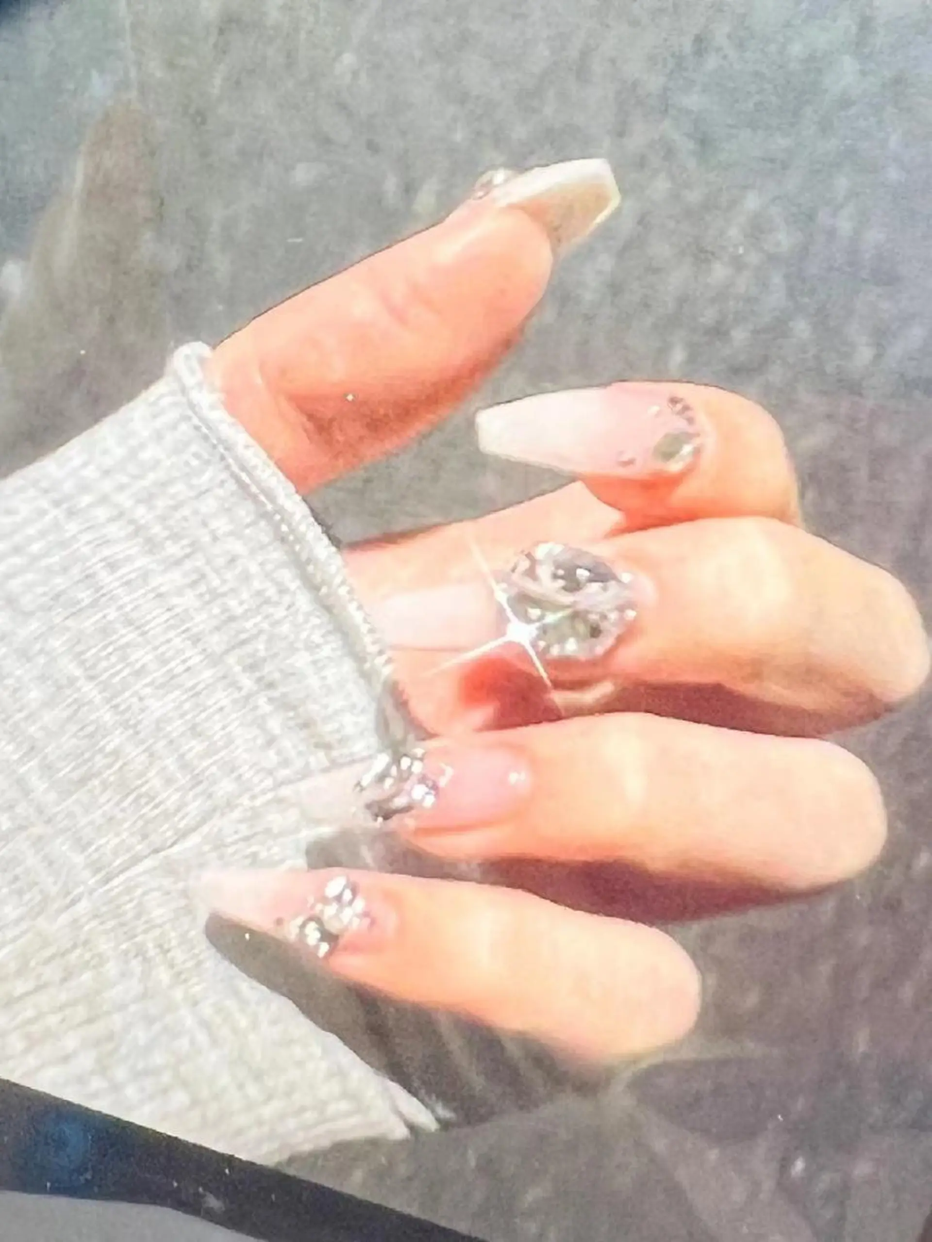 ネイル Theone栄店 伊藤のネイルデザイン