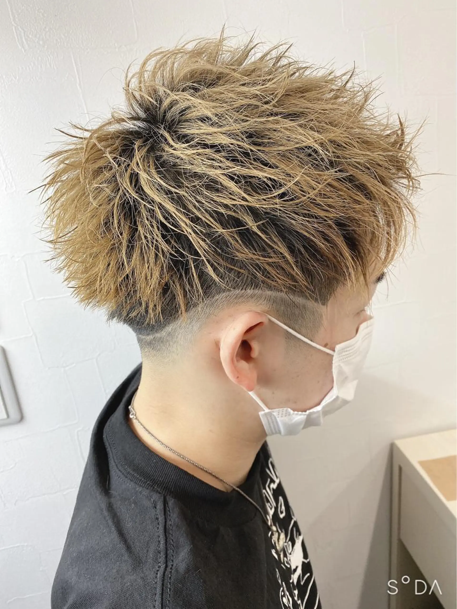 ショート メンズ _WHITE所属・黒川 陵のヘアスタイル