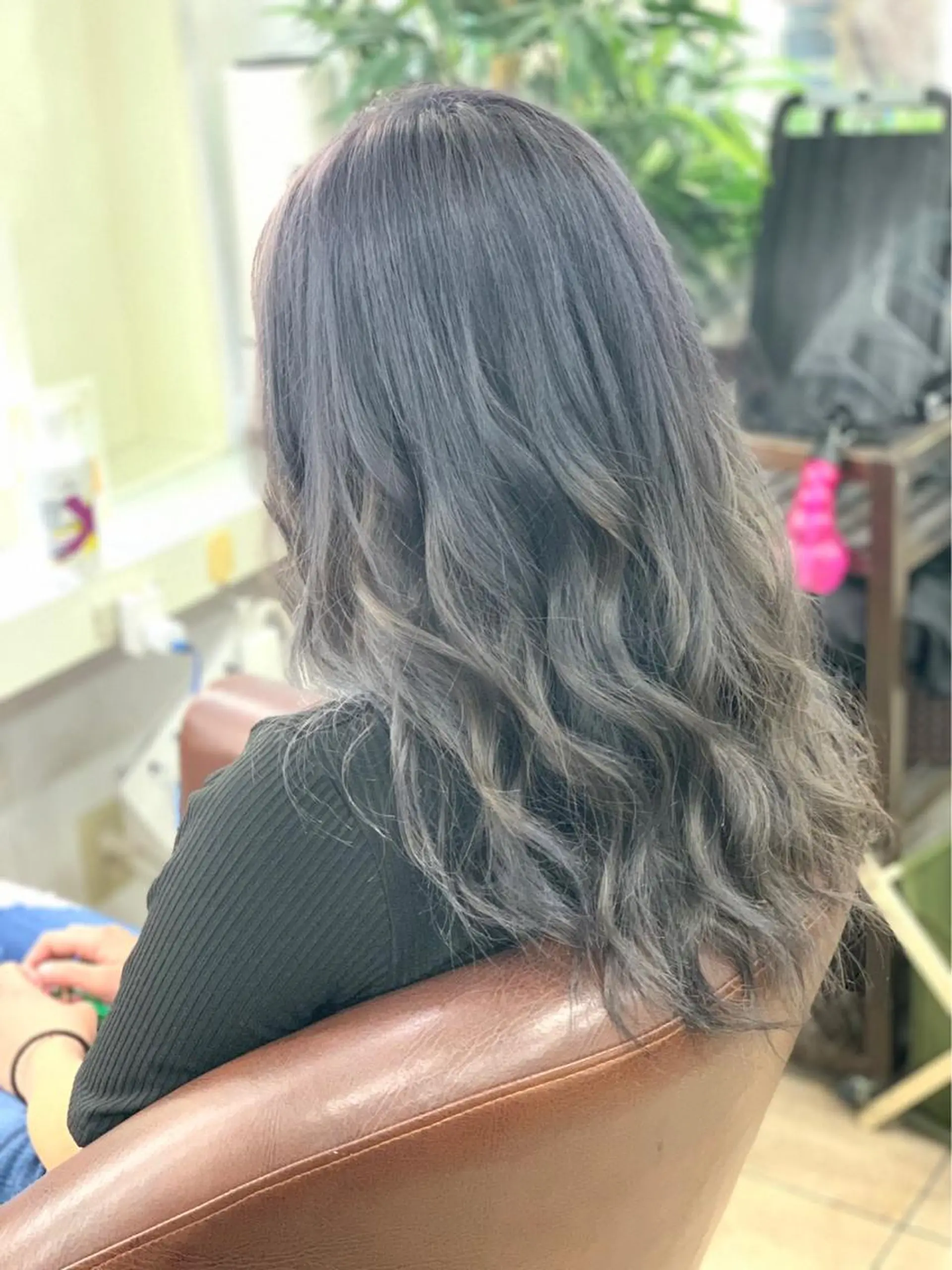 セミロング カラー 🐥こ ま🐥のヘアスタイル