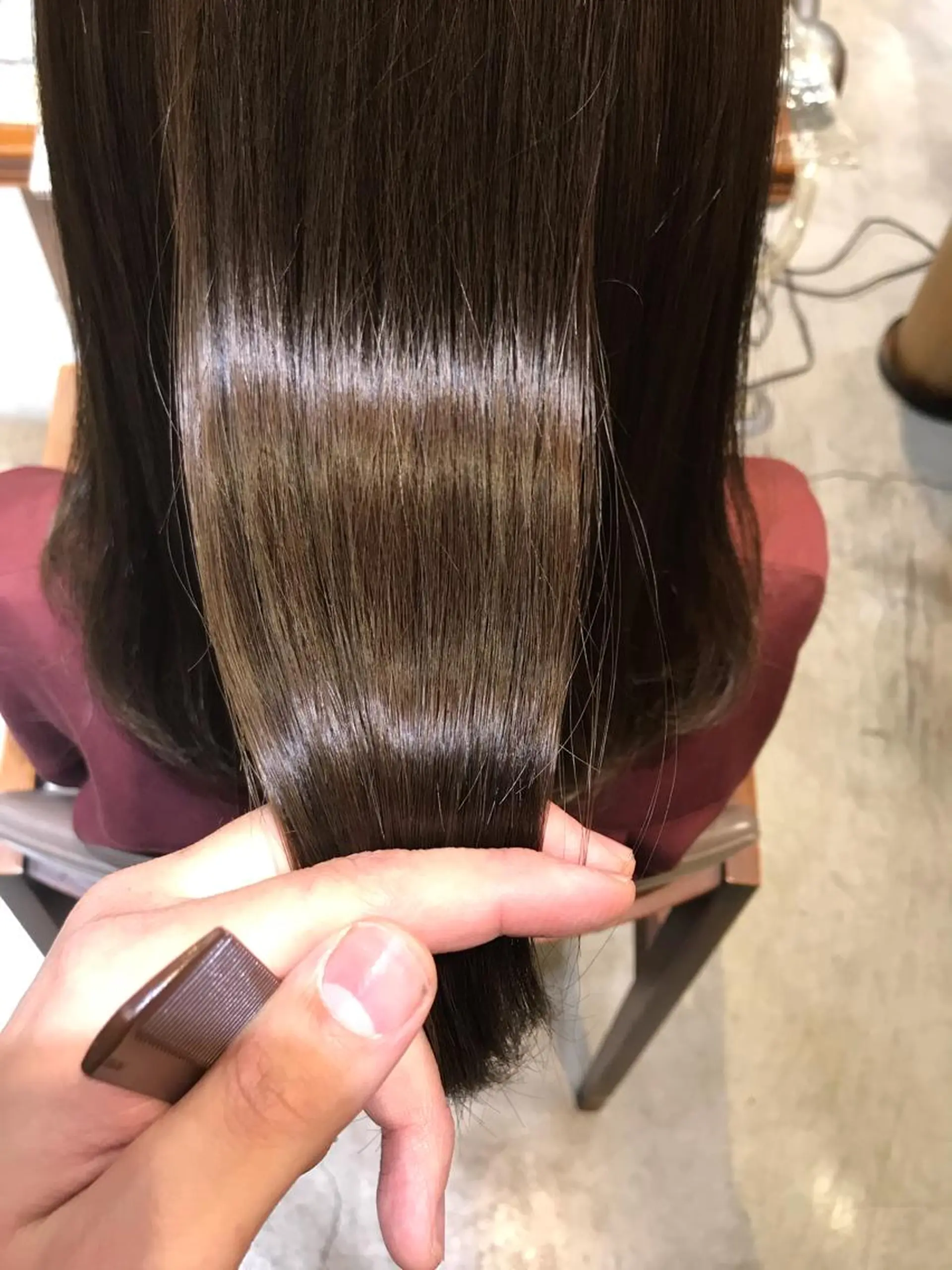 ロング カラー ヘアアレンジ アッシュ アッシュブラウン ブラウンカラー SALOWIN銀座VORT所属・小林 佳祐のヘアスタイル