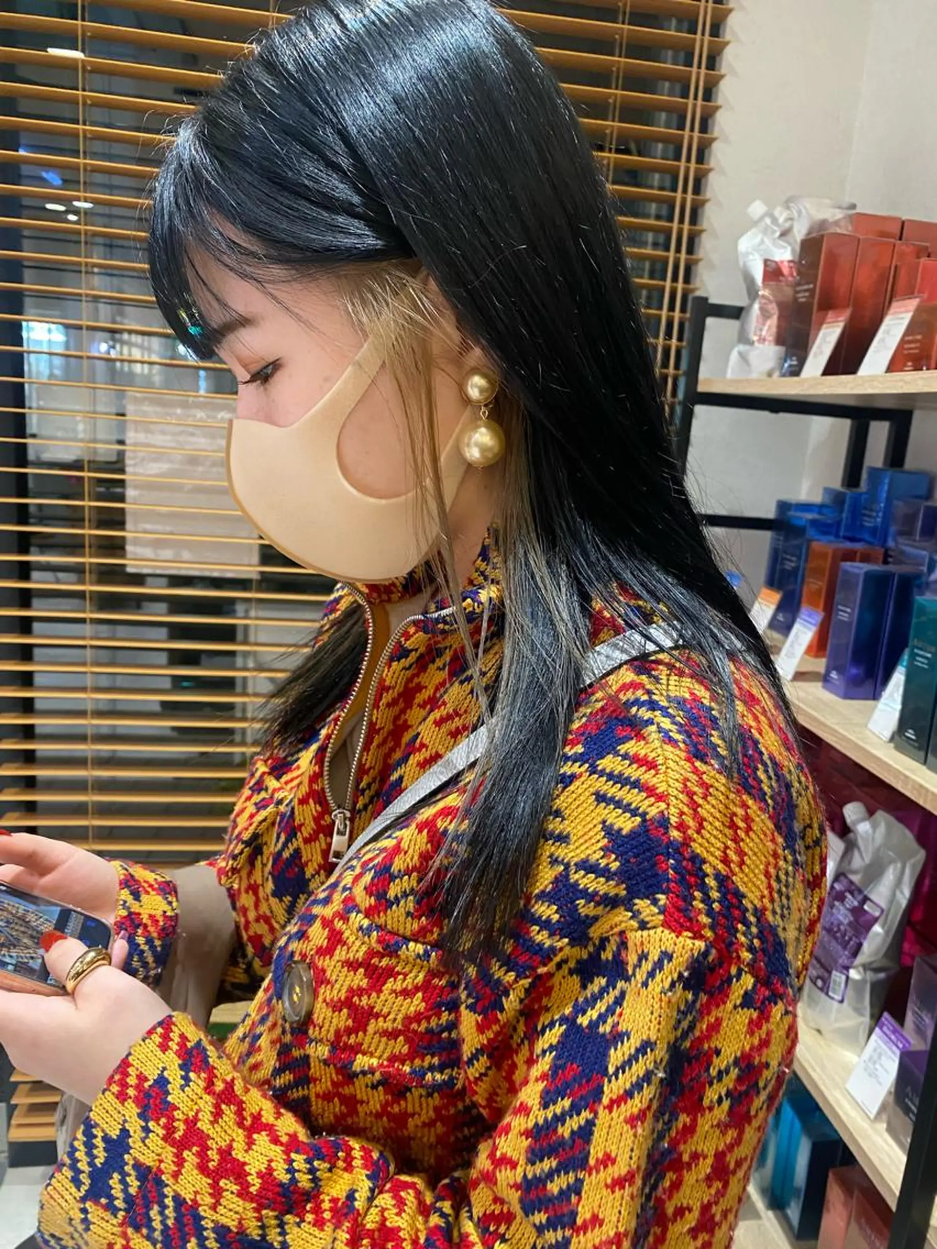 ロング カラー イヤリングカラー ヘアカラー トリートメント ヘッドスパ パーマ指名No1 /namiのヘアスタイル