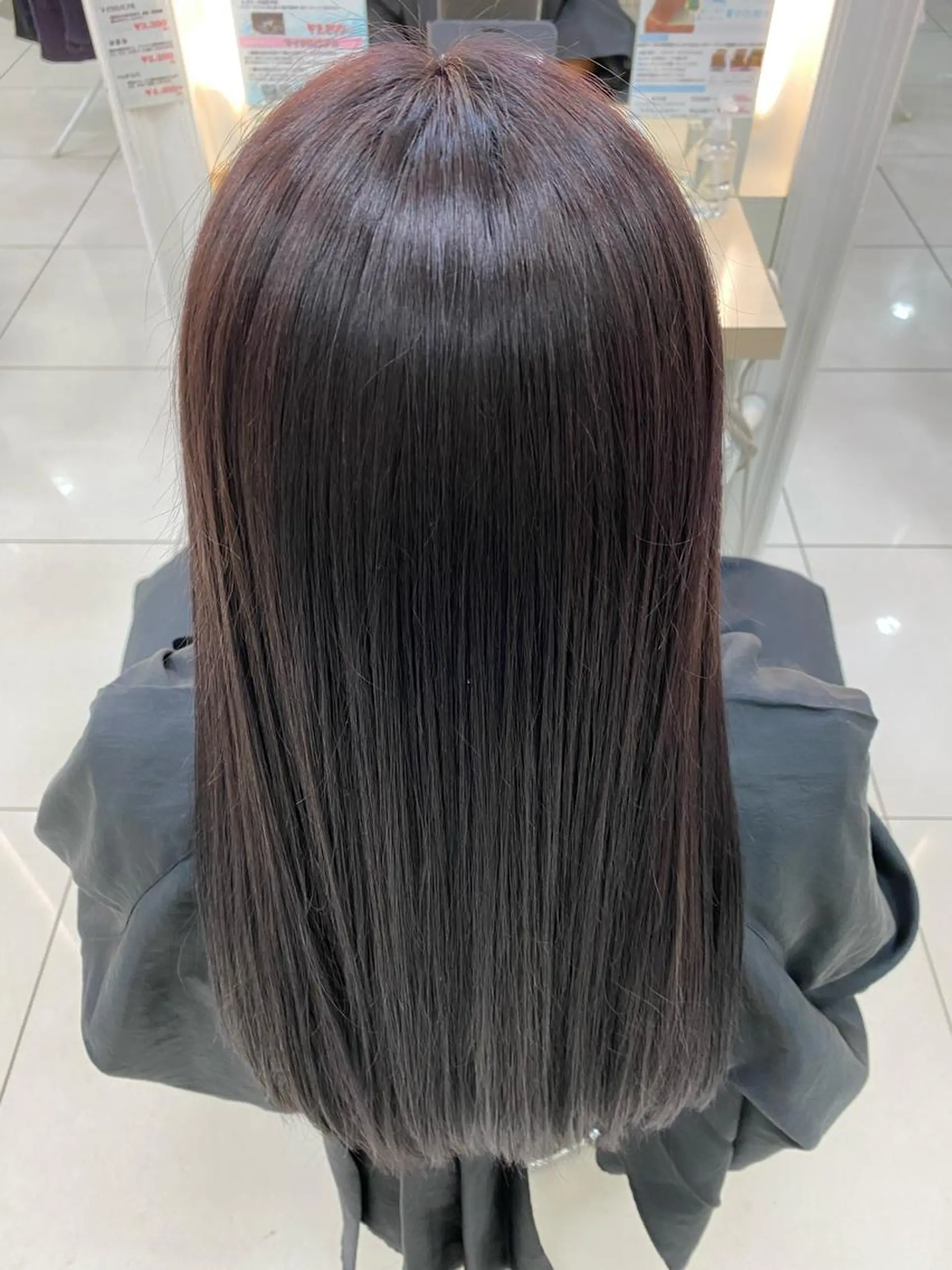 ロング パーマ 崎山 紗吏のヘアスタイル