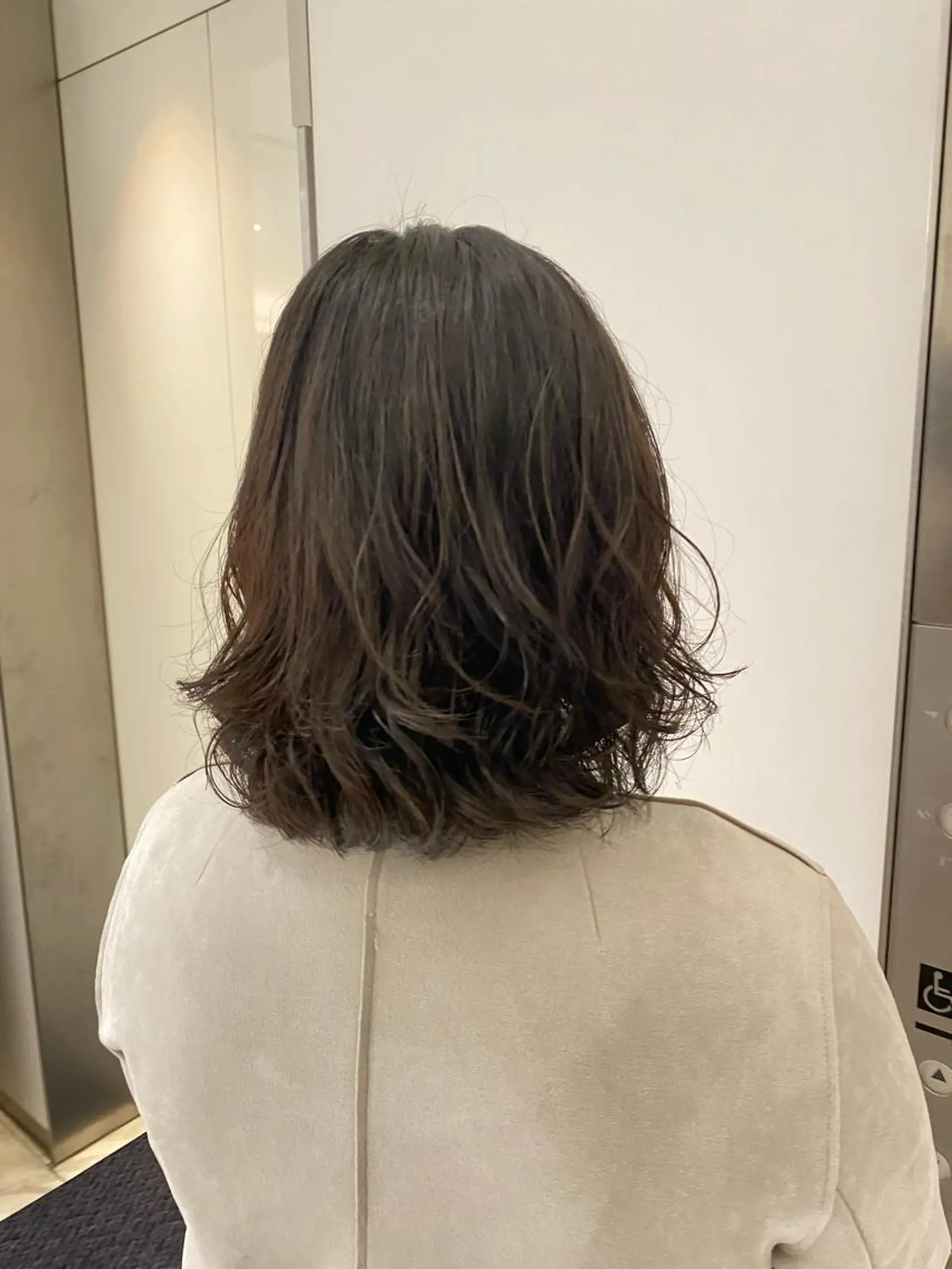 ミディアム パーマ ミディアムパーマ カット パーマ ❤️パーマ美容師✂︎ 井口美緒のヘアスタイル