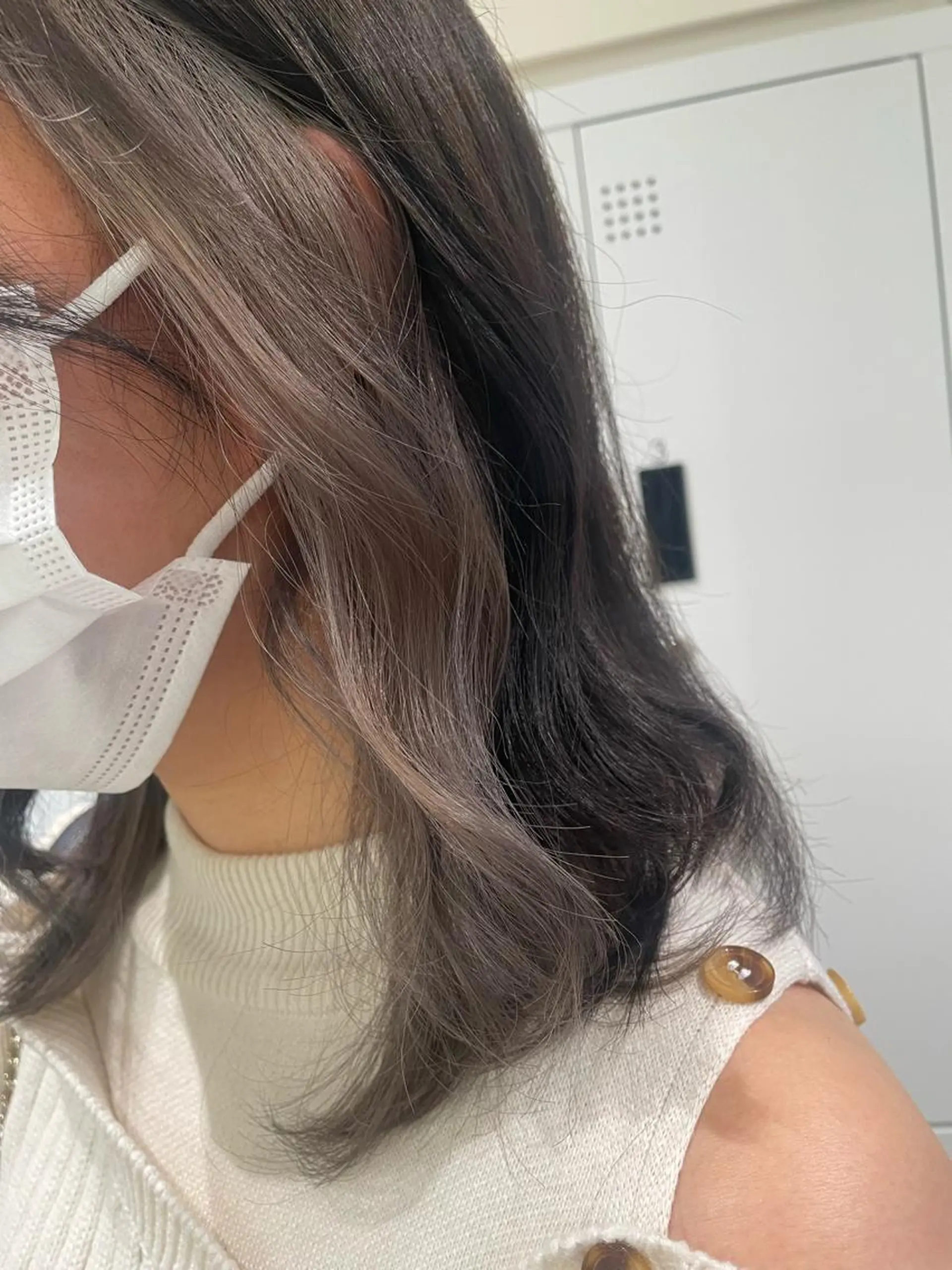 ミディアム カラー ブリーチ ボブ/インナーカラー /眉毛/Miyuのヘアスタイル