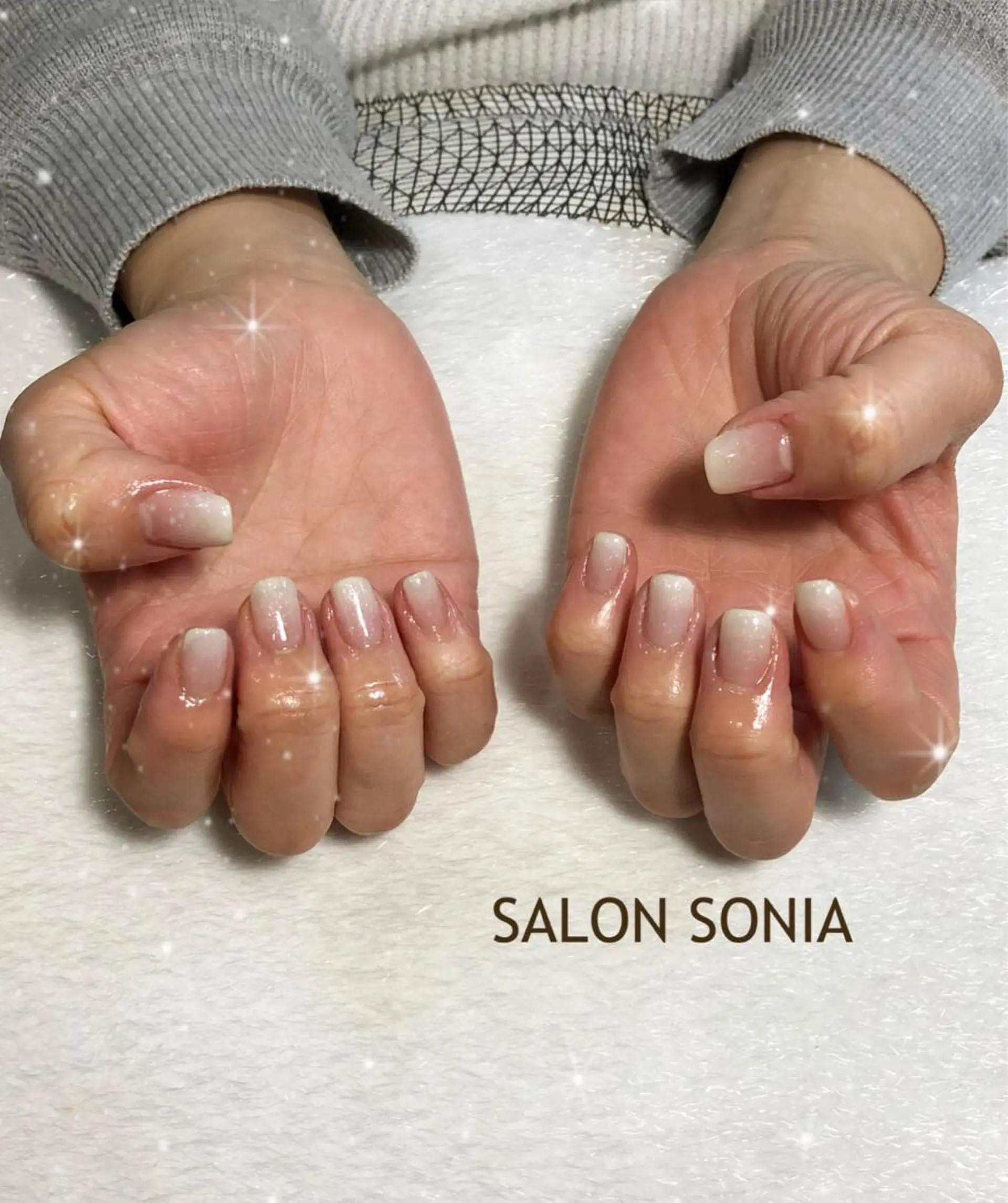 ネイル ハンドネイル 小顔・毛穴・たるみ ネイル　似内真樹のエステ・リラクイメージ