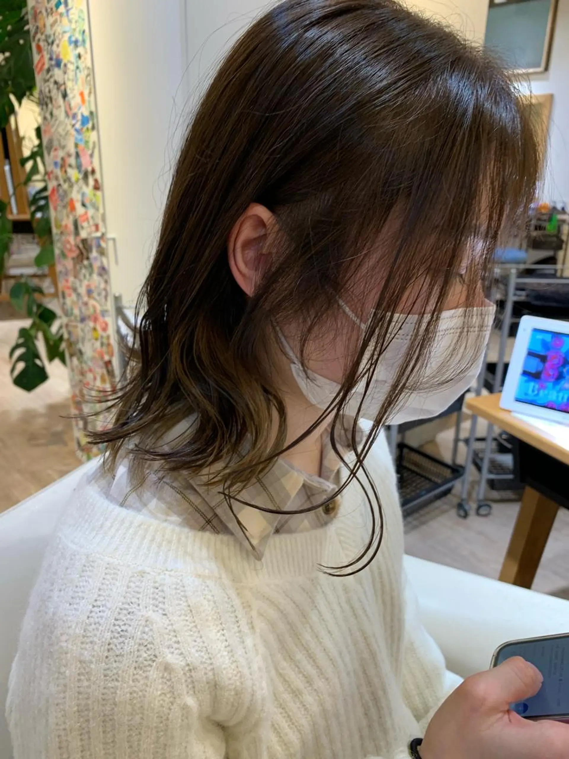 ミディアム カラー パーマ カット トリートメント 白髪ぼかしハイライト 柳川拓哉のヘアスタイル