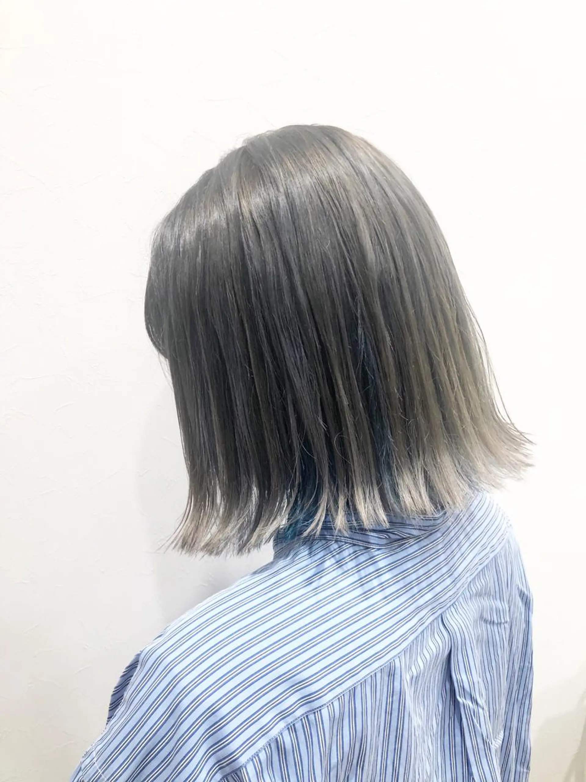 ショート ヘアカラー トリートメント ダブルカラー🎉 ハイトーン🎉スドウのヘアスタイル