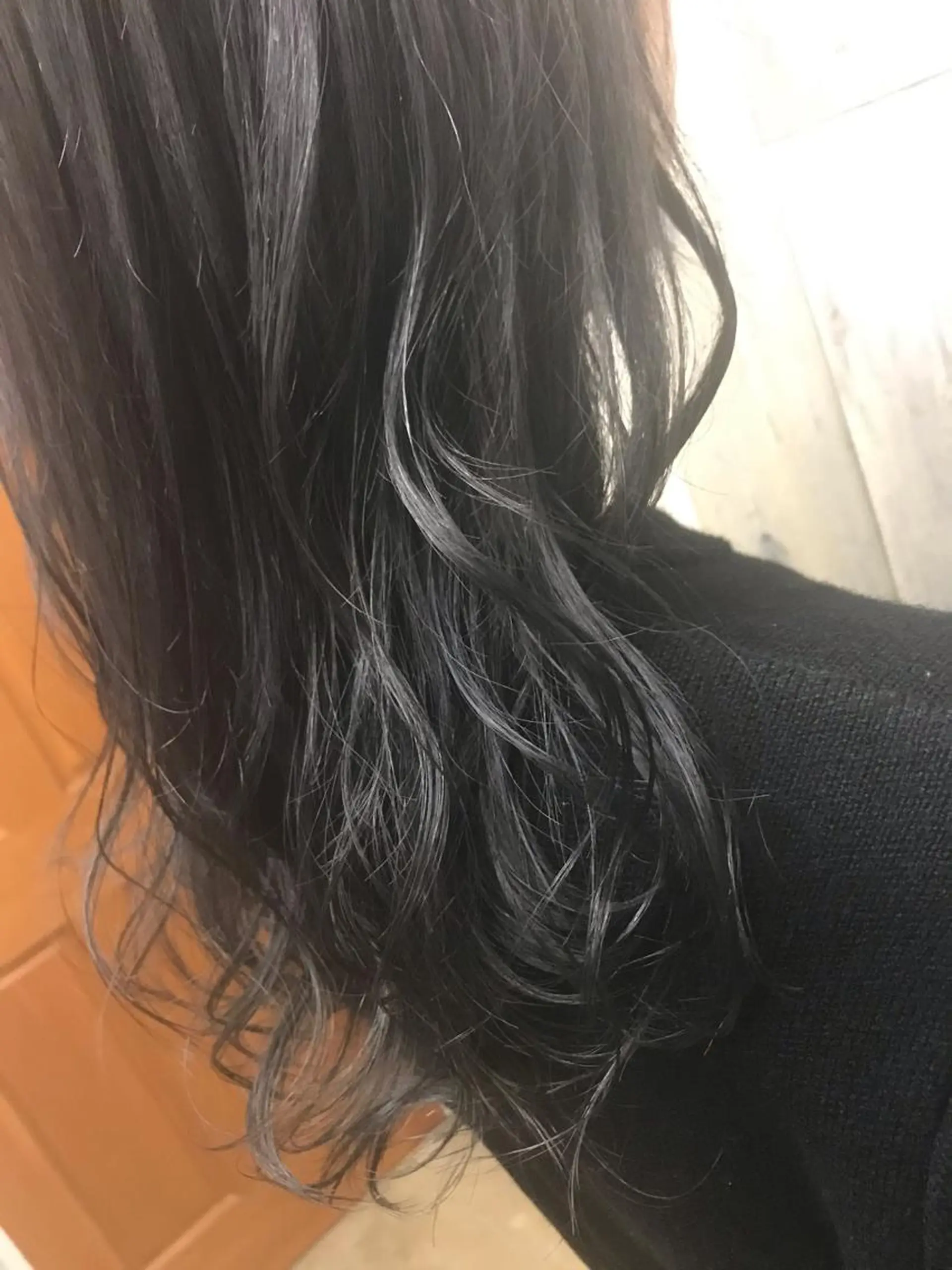 ロング カラー パーマ ヘアアレンジ メンズ キッズ ブルーカラー グレージュ Forest. -髪質改善-のヘアスタイル