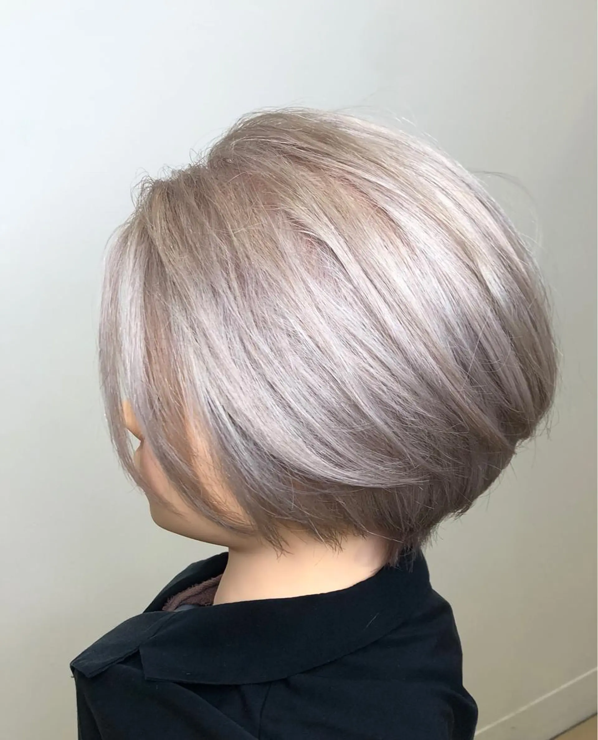 ショート レイヤー/ハッシュ 渋谷/サッタのヘアスタイル