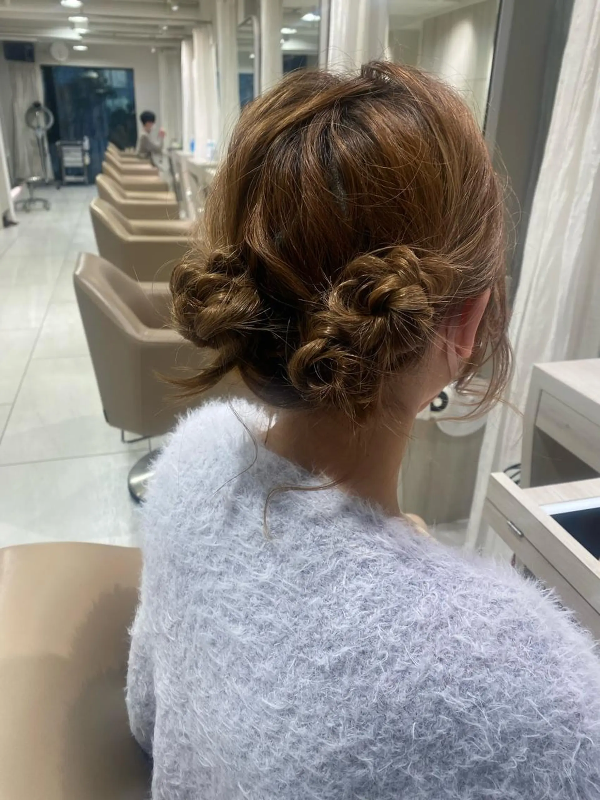 ミディアム ハヤシ ルカのヘアスタイル
