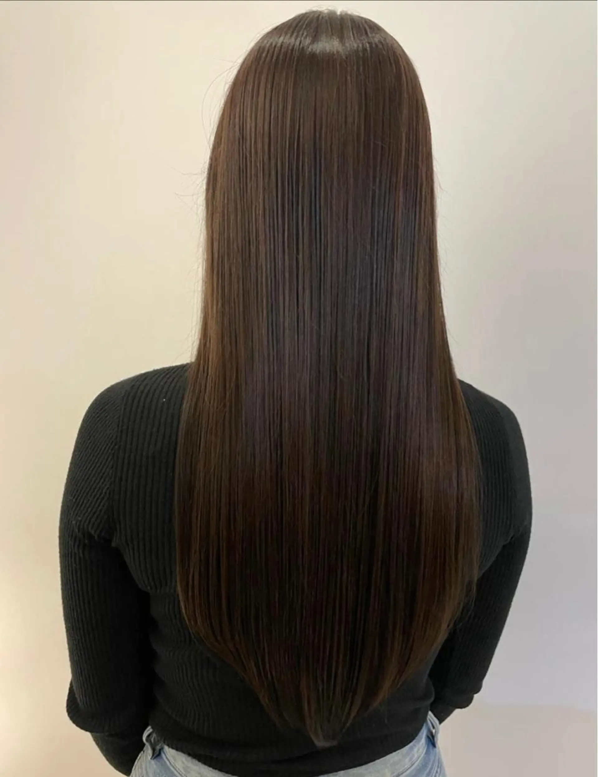 セミロング FILMS 綾菜のヘアスタイル