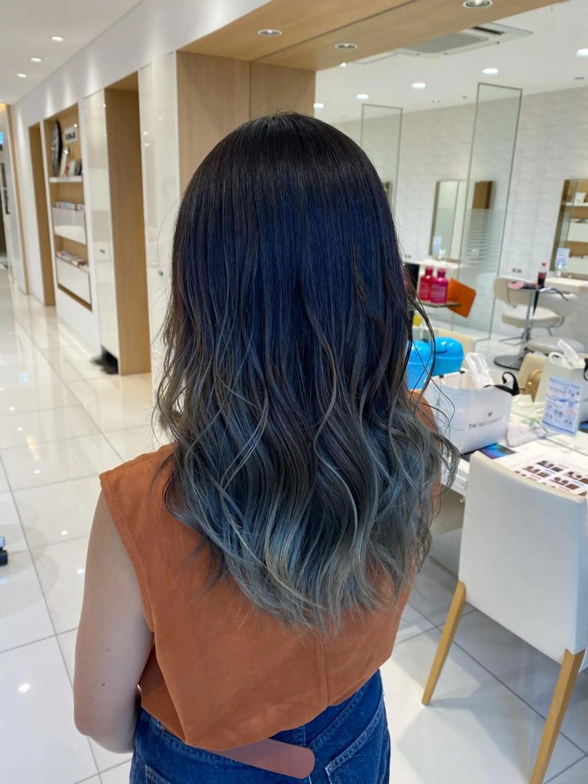 ロング カラー カット ヘアカラー トリートメント 新規限定カット無料 クーポン有り【桂口】のヘアスタイル