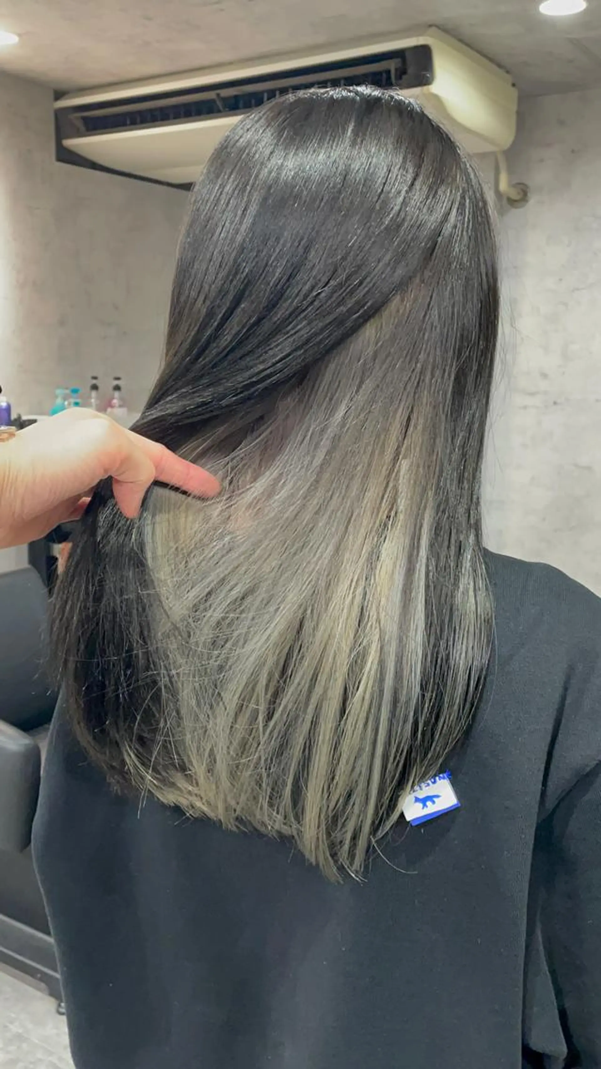 ロング カラー タカハシ ユウキのヘアスタイル
