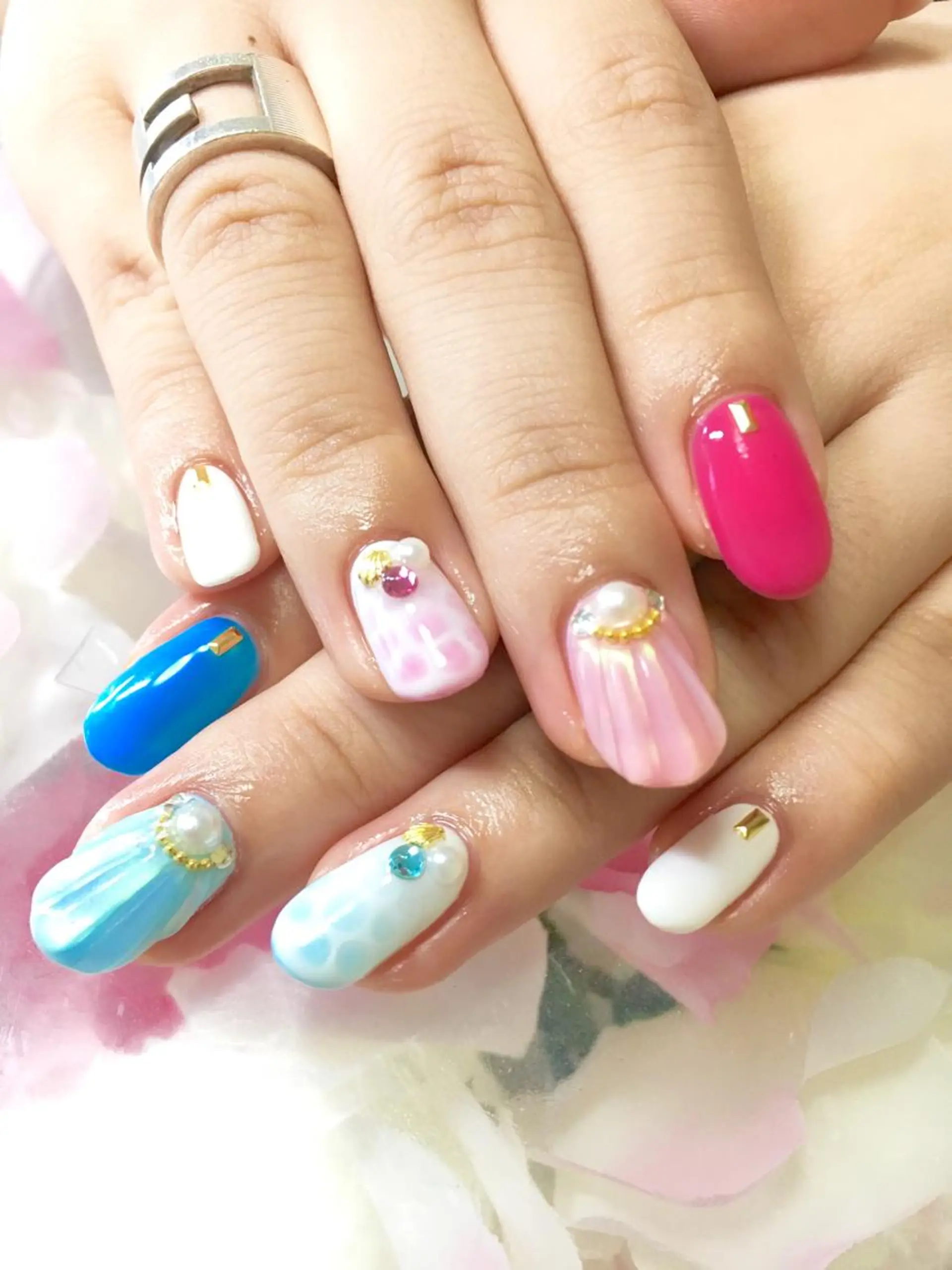 ネイル clover nailのネイルデザイン