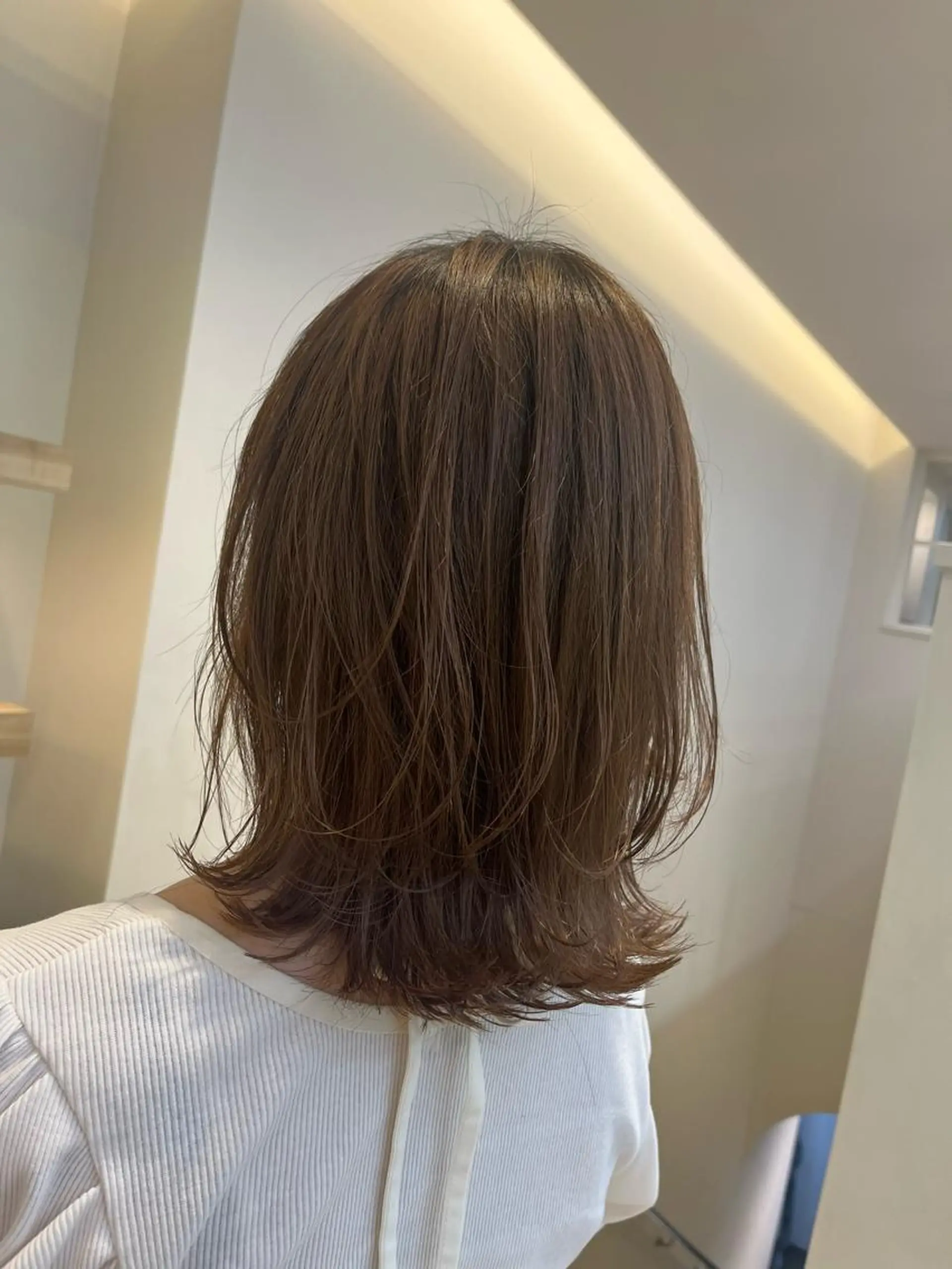 ミディアム コテ巻き風パーマ🫧 麻尋のヘアスタイル