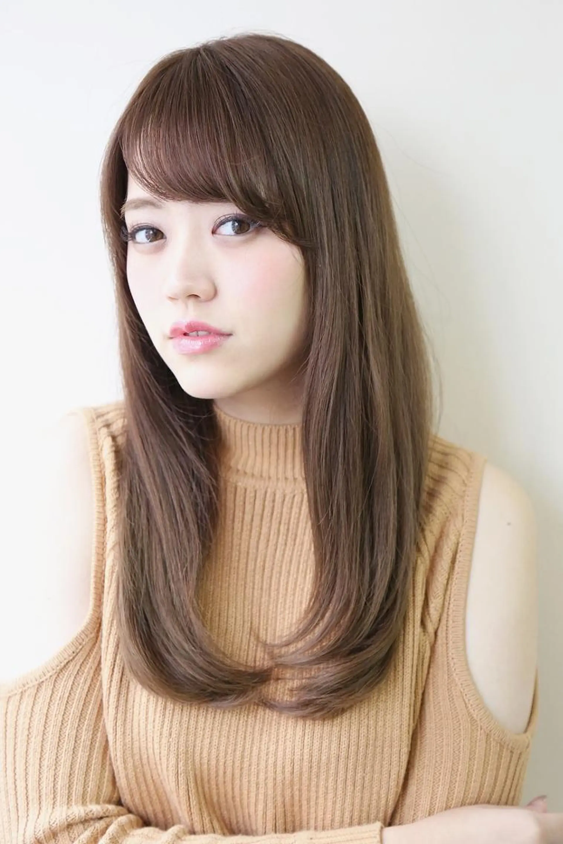 ミディアム トリートメント ヘアレスキュー つや髪本店のヘアスタイル