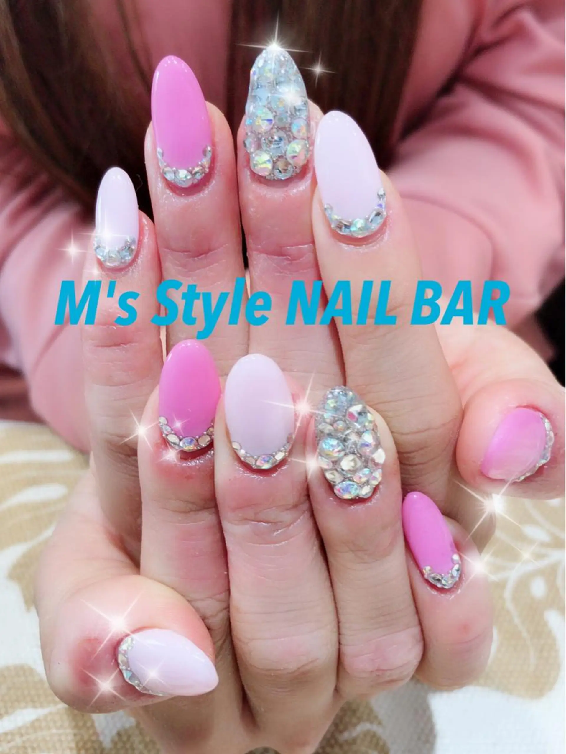 ネイル 持ち込み ピンク ストーンネイル ハンドネイル M's Style NAIL BARのエステ・リラクイメージ