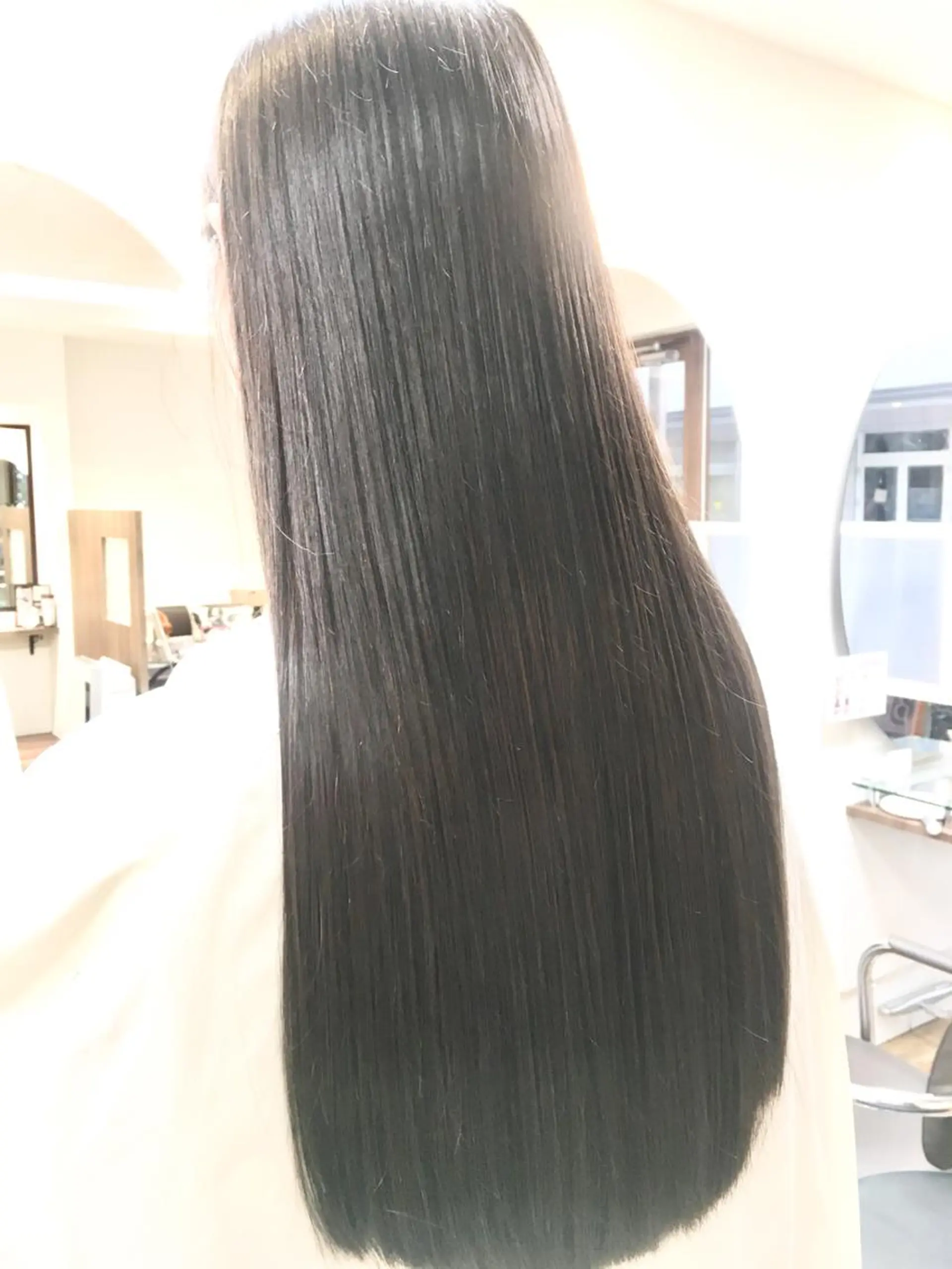 カット 縮毛矯正 トリートメント ギフト所属・yoshimi .のヘアスタイル