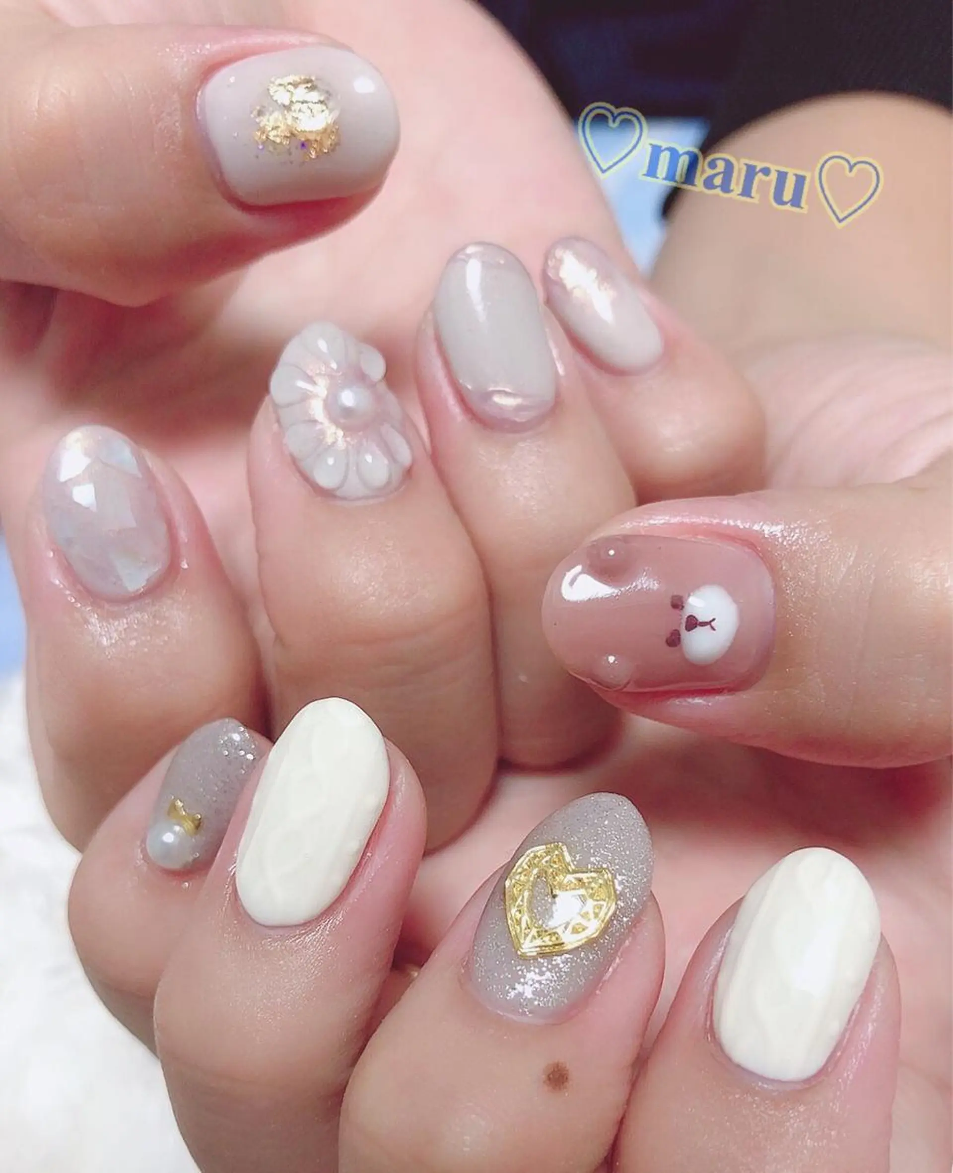 ネイル ハンドネイル フットネイル まるみ ♡のネイルデザイン