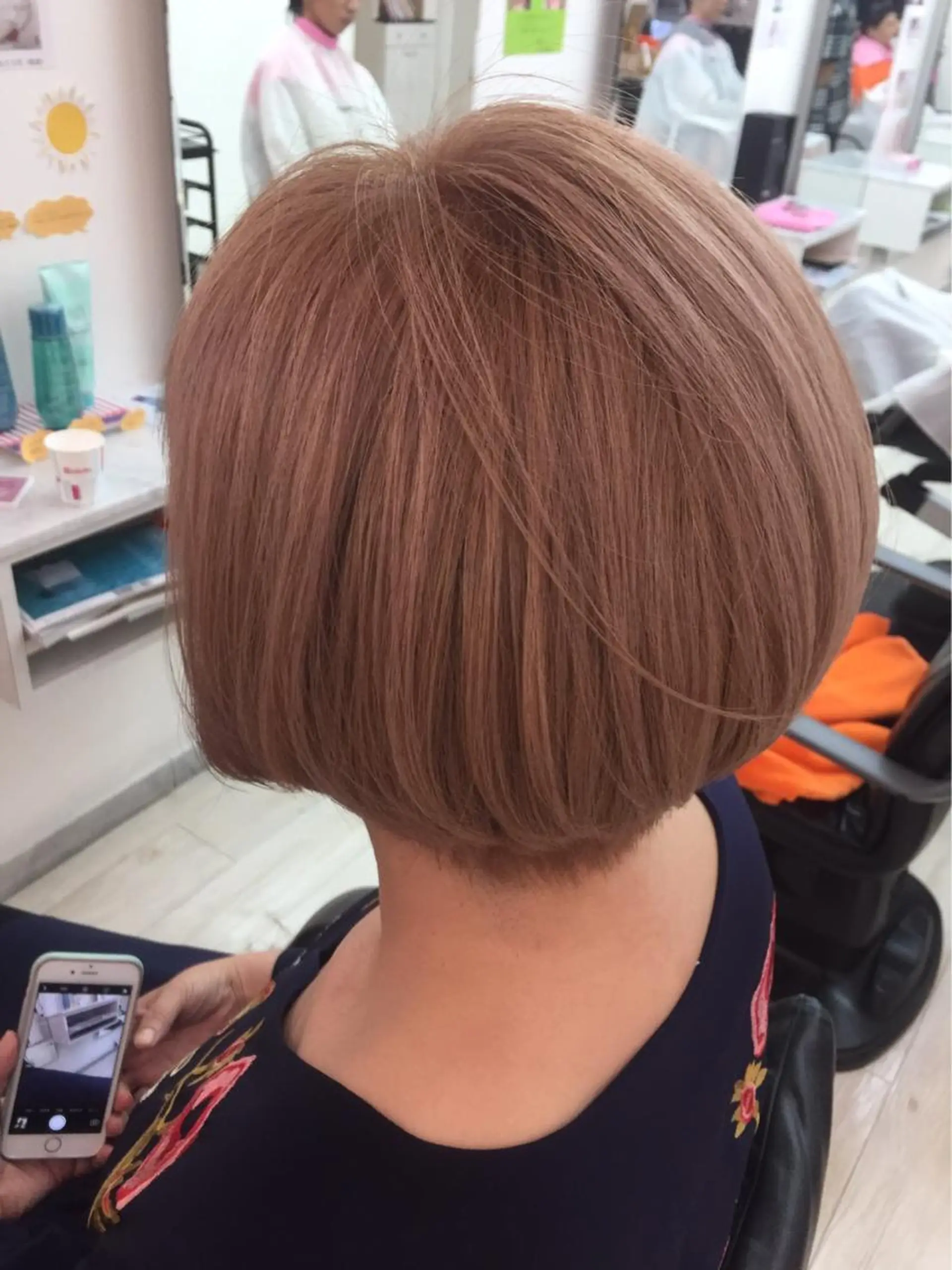 ショート カラー ベージュカラー ミルクティーベージュ 難波/心斎橋/ボブ/ 髪質改善/ハイトーンのヘアスタイル