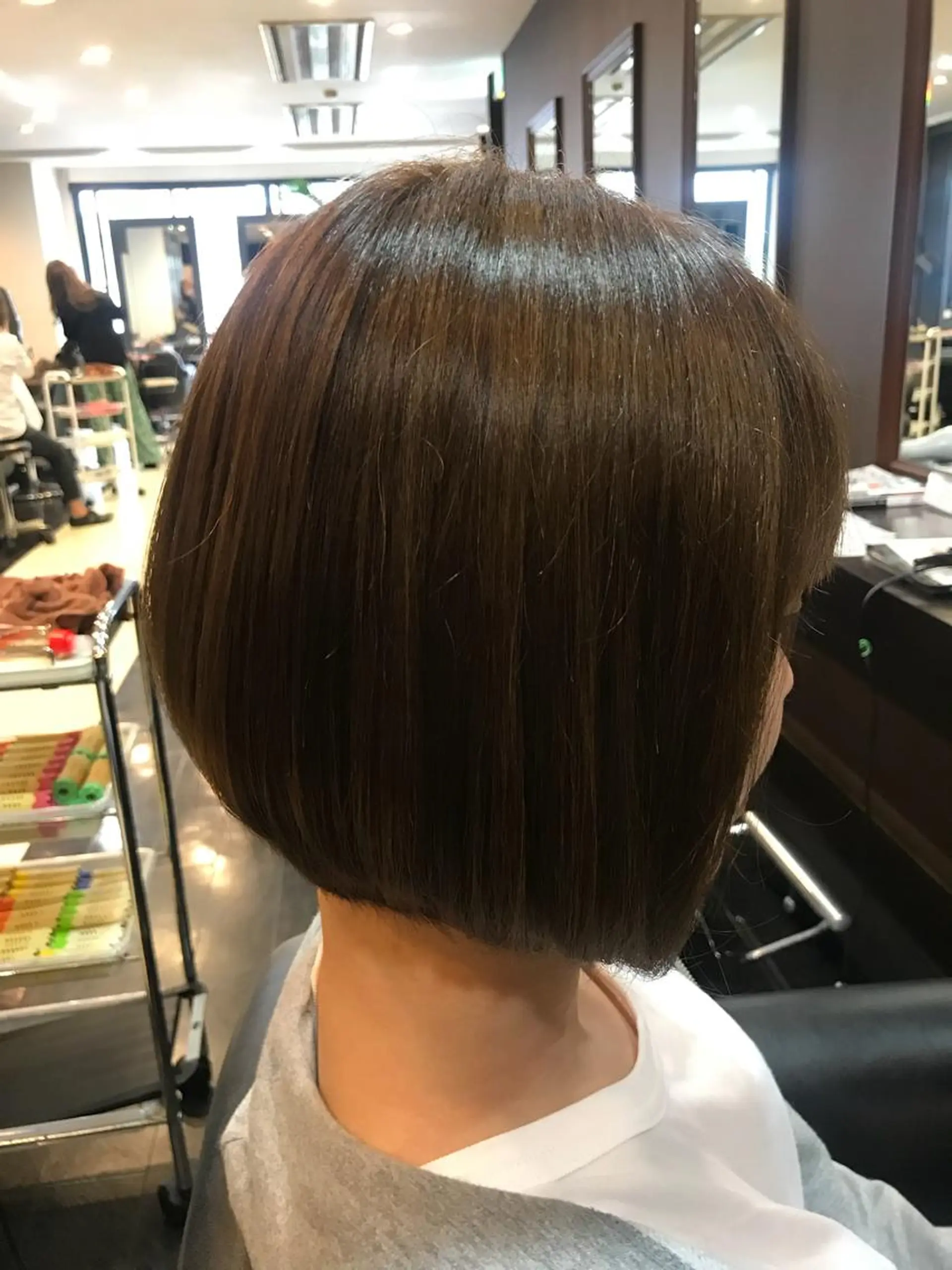 ショート 前下がりボブ ボブ カット 藤本 麻衣のヘアスタイル