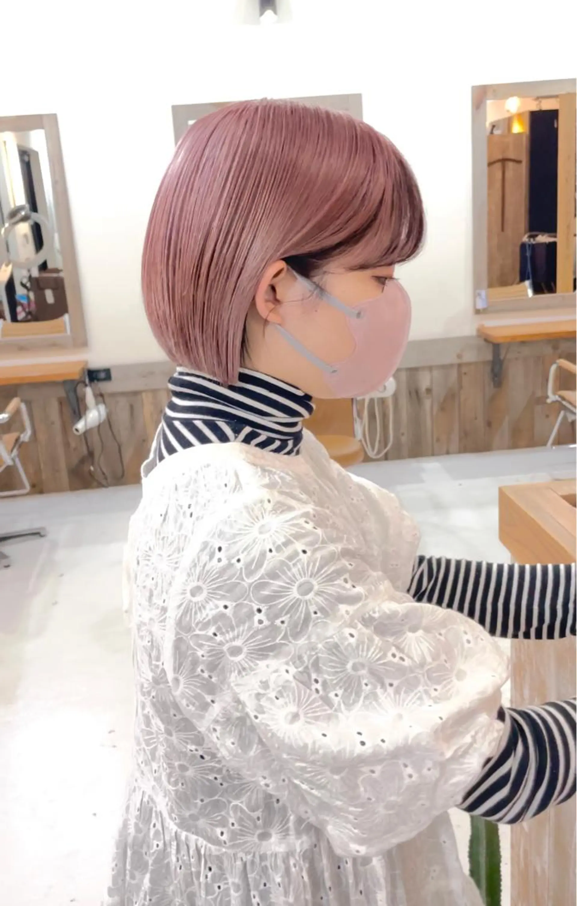 ショート カラー ベージュカラー 透明感カラー ダブルカラー ピンクカラー ピンクベージュ ヘアカラー ケアカラー×髪質改善 🌙OKUBO🌙のヘアスタイル