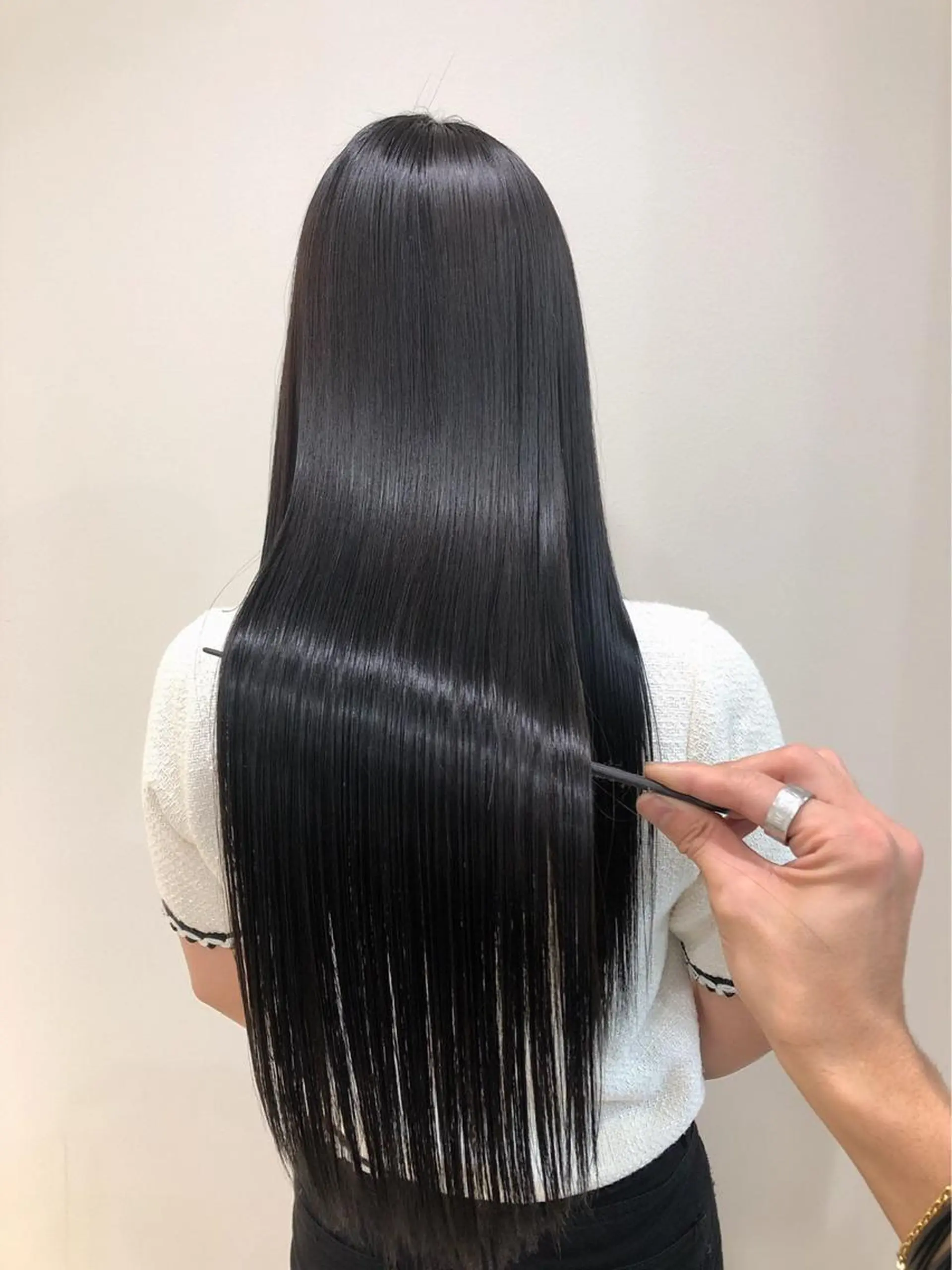 ロング 髪質改善 縮毛矯正 トリートメント 酸熱トリートメント 縮毛矯正 トリートメント コテ巻き風パーマ/ 髪質改善/河島恭平のヘアスタイル