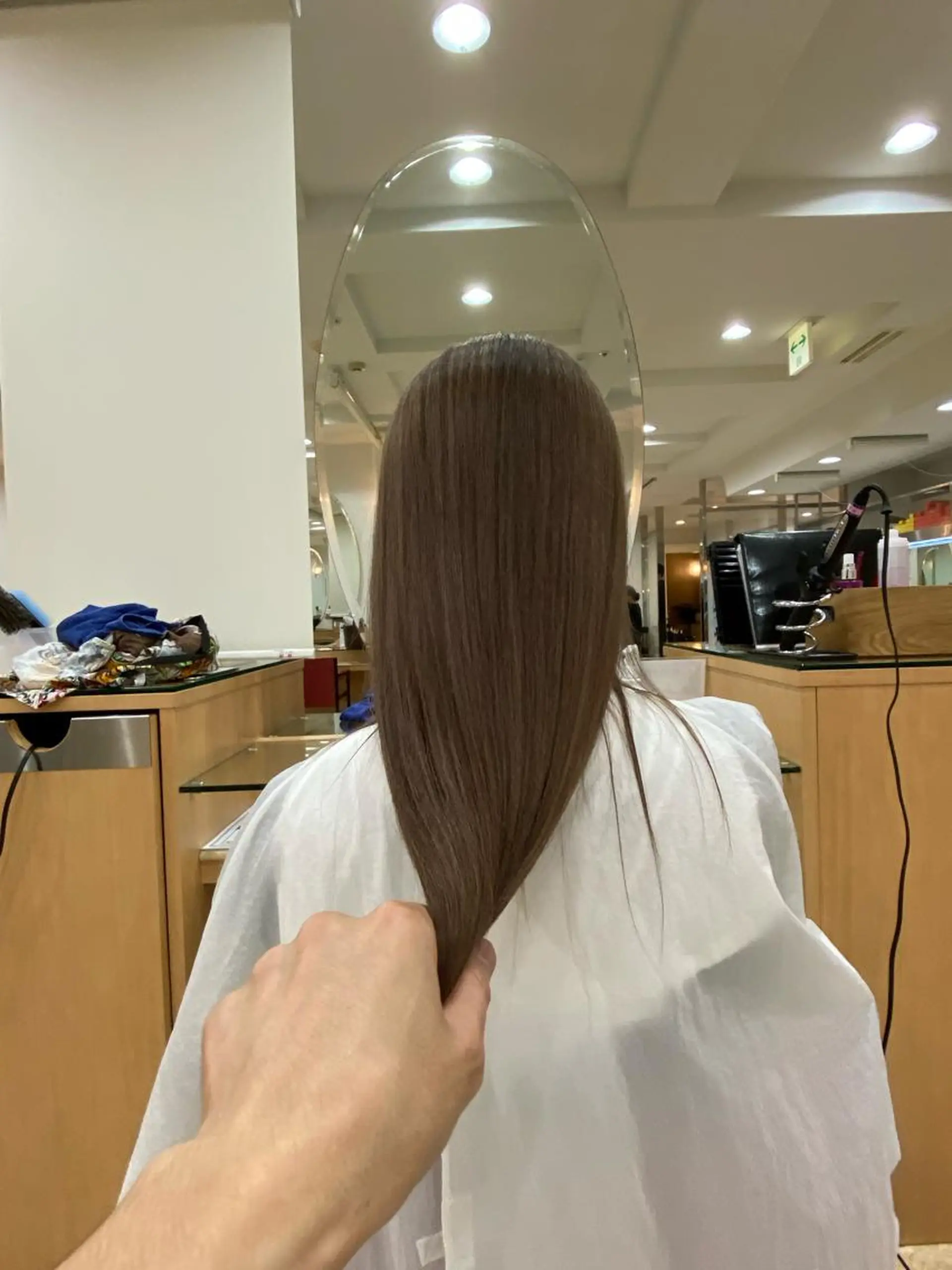 ロング カラー 加藤 利基のヘアスタイル