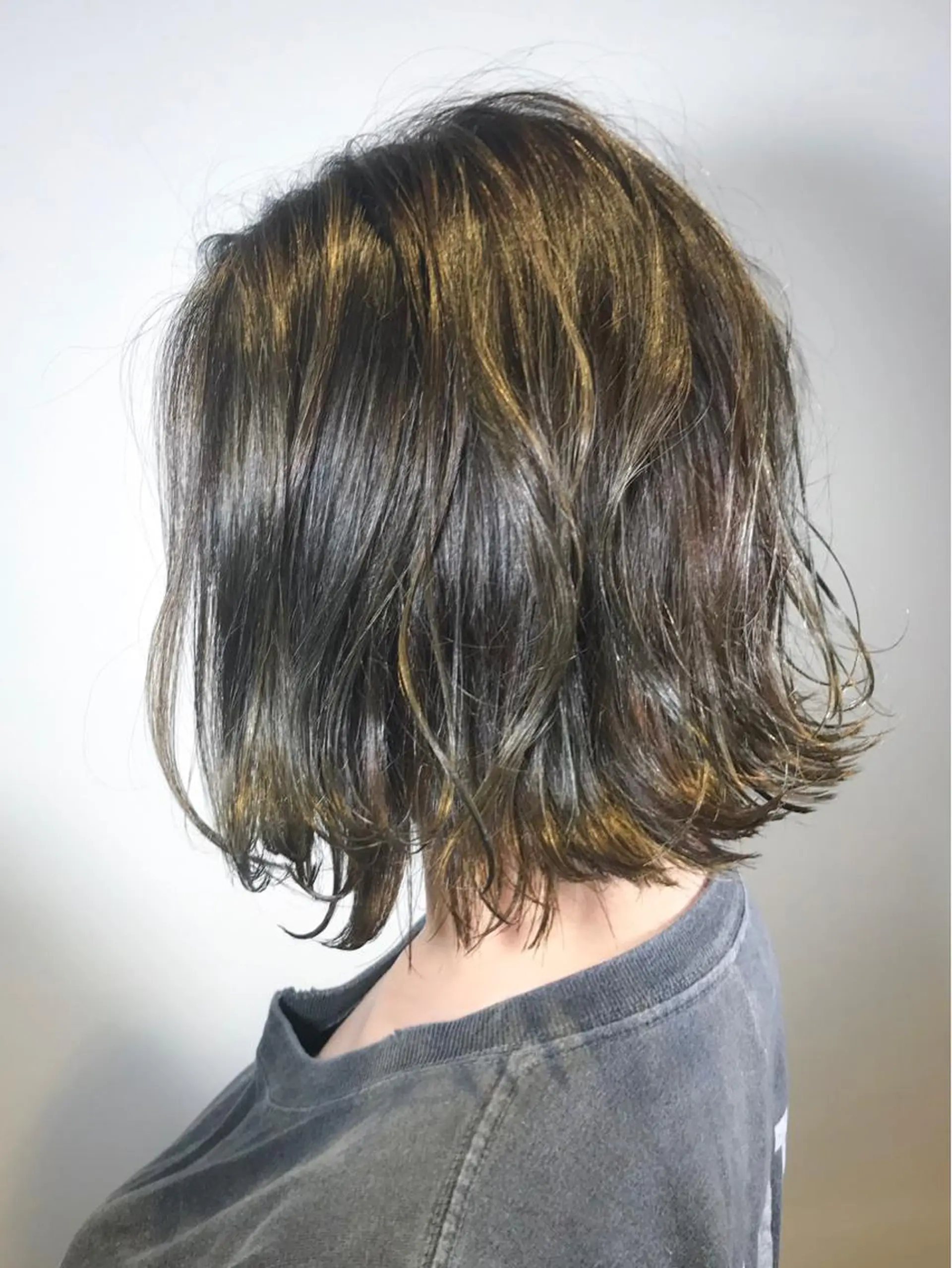 ミディアム カラー BIANCO北堀江 AKANEのヘアスタイル