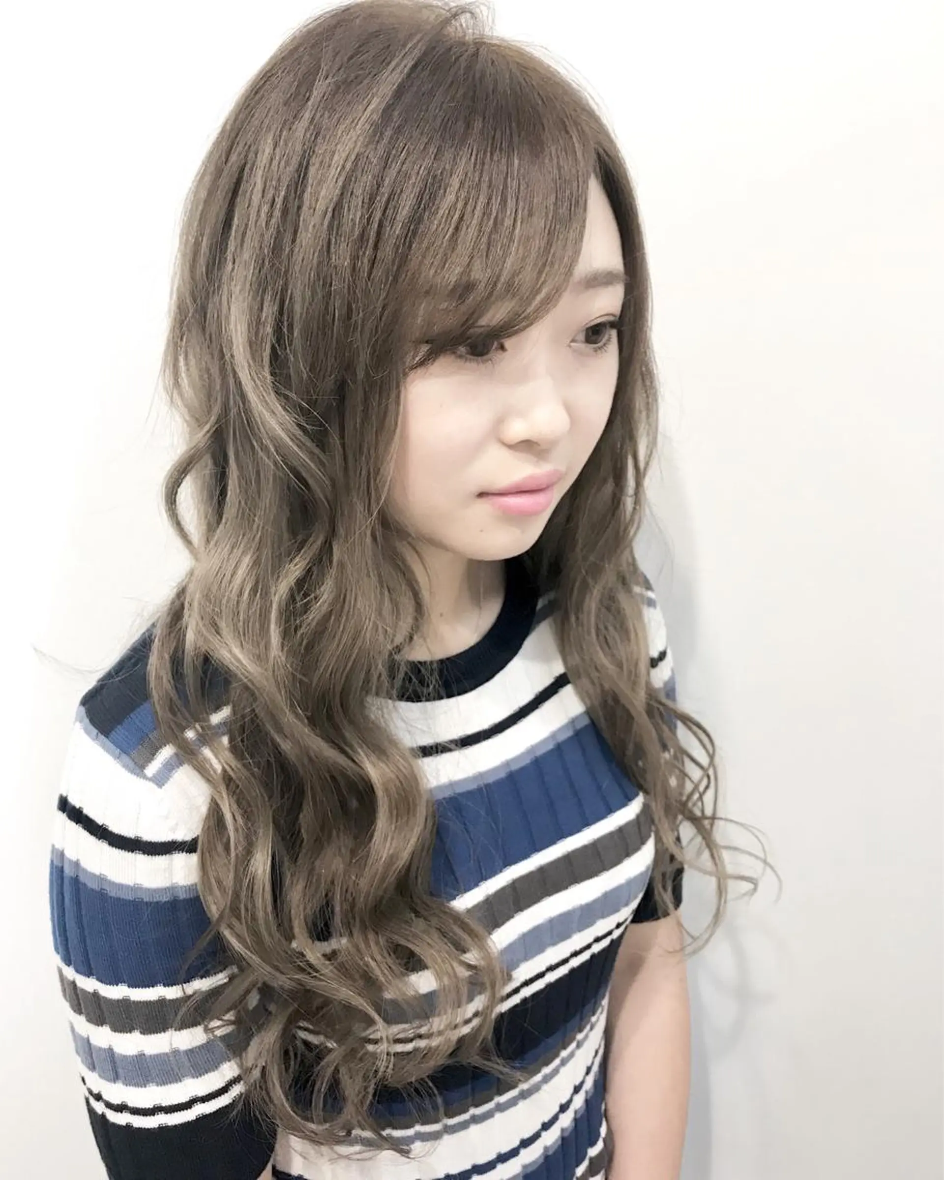 ロング カラー プルエクステ ベージュカラー エクステ grow恵比寿【グロウ】髪質改善/ハイライト/ブリーチ/レイヤーカット所属・奥野 貴史　代表　レイヤーのヘアスタイル