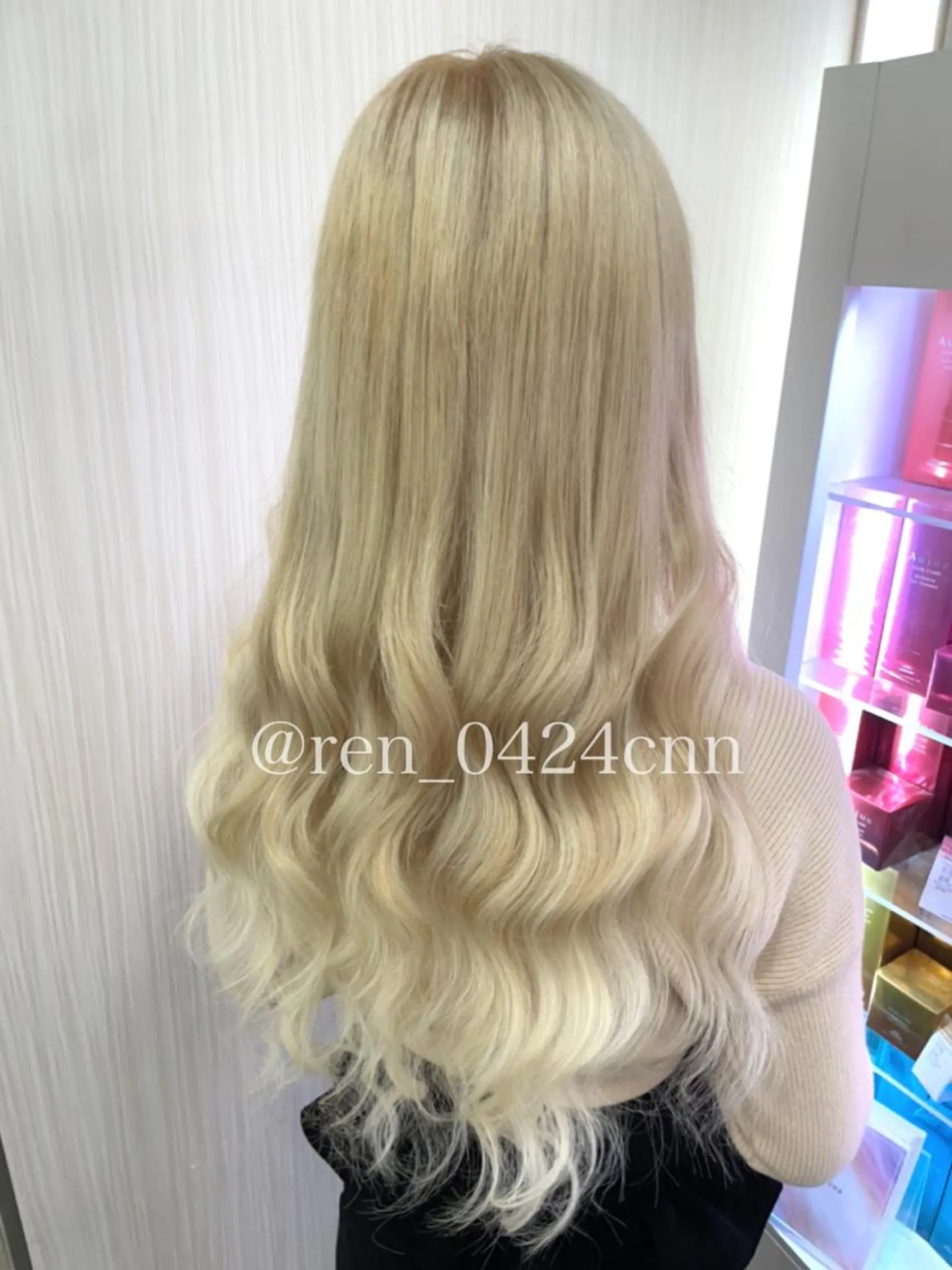 ミディアム カラー カット ヘアカラー トリートメント エクステ れん/ハイトーン /エクステ/韓国風のヘアスタイル