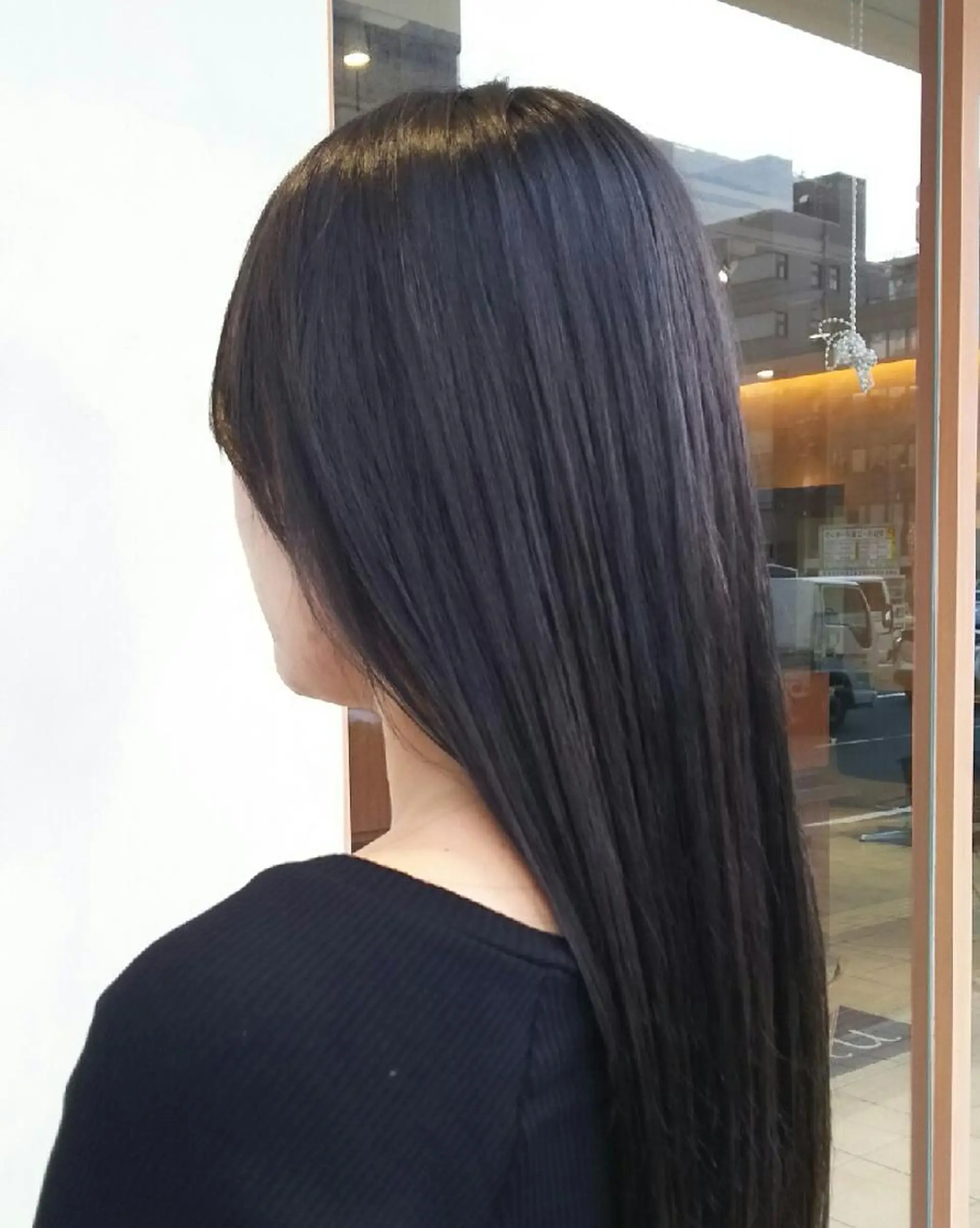 ロング アッシュ SHAFT Ieiriのヘアスタイル