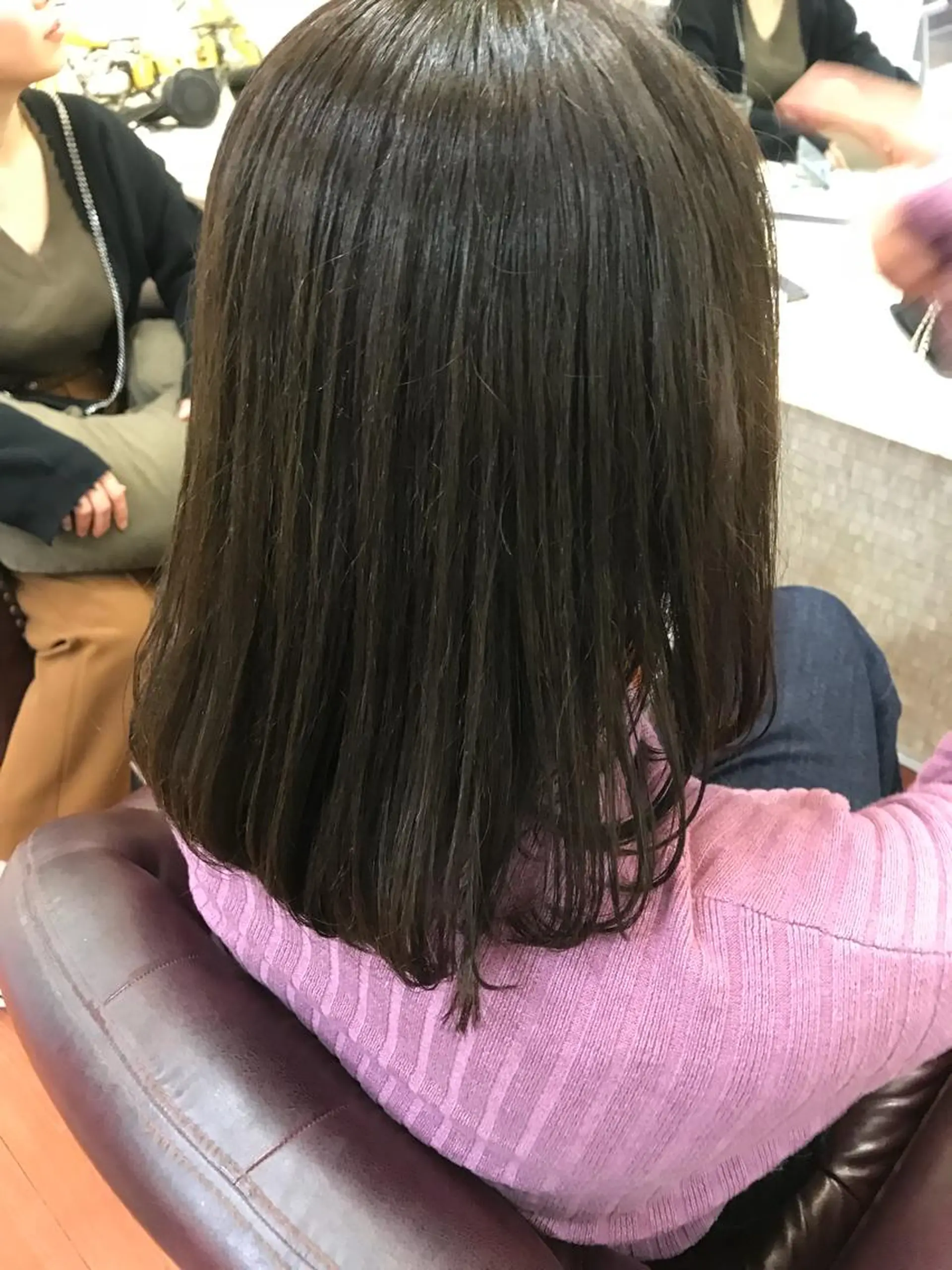 セミロング カラー 透明感カラー ヨシダ トオルのヘアスタイル