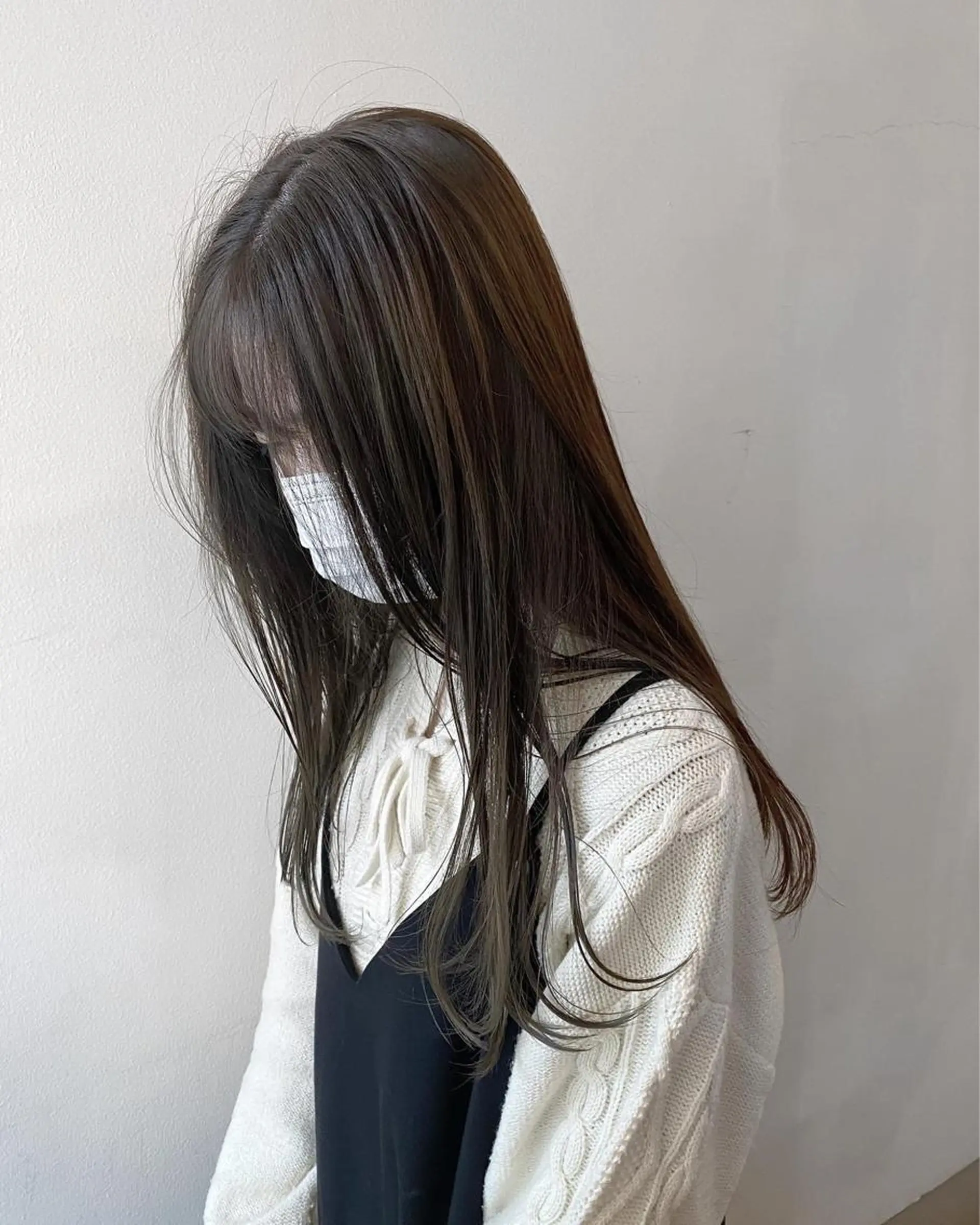 ロング カラー ベージュカラー 透明感カラー オリーブベージュ BOTTOMS所属・🌸透明感艶 カラー🌸Yuukiのヘアスタイル